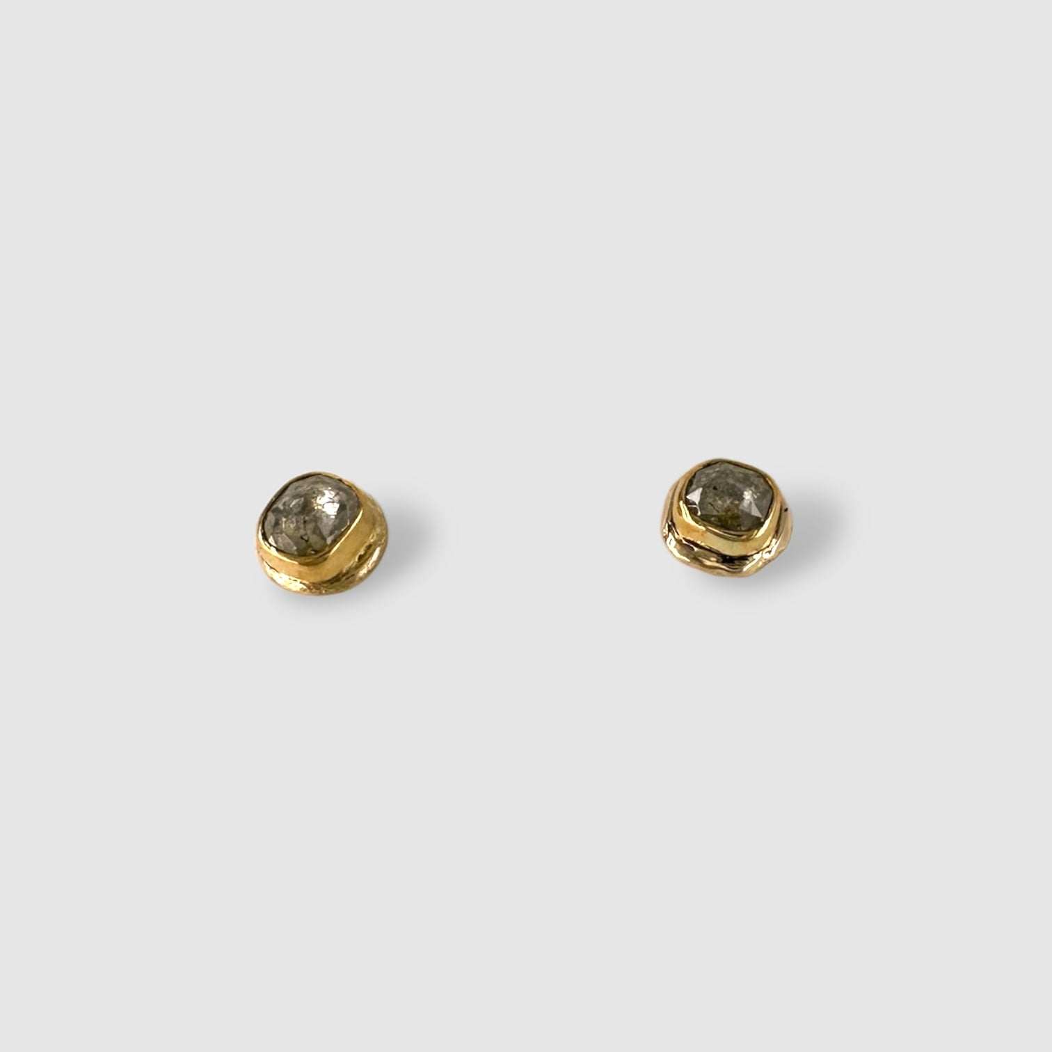 VIOLA EARRINGS // GOLD // STUD // ROSE CUT DIAMOND