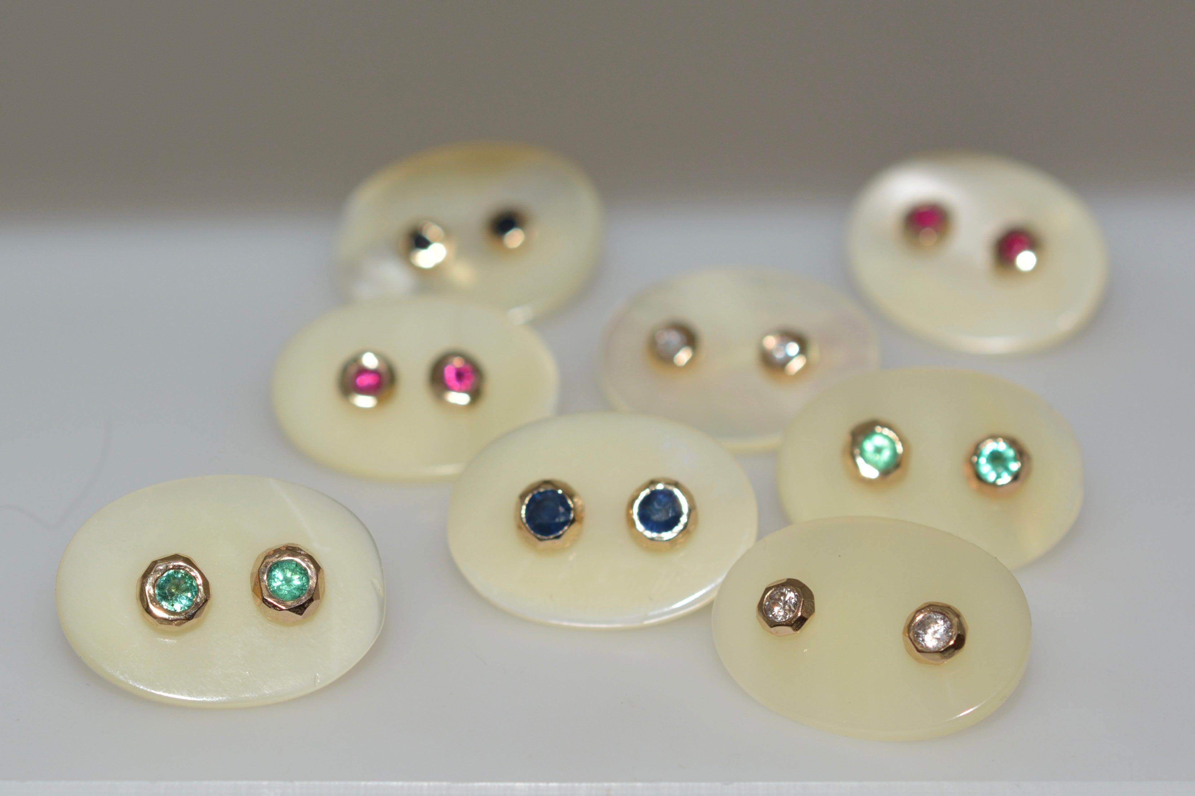 RAW & REFINED // LARGE STUD // BLUE SAPPHIRE