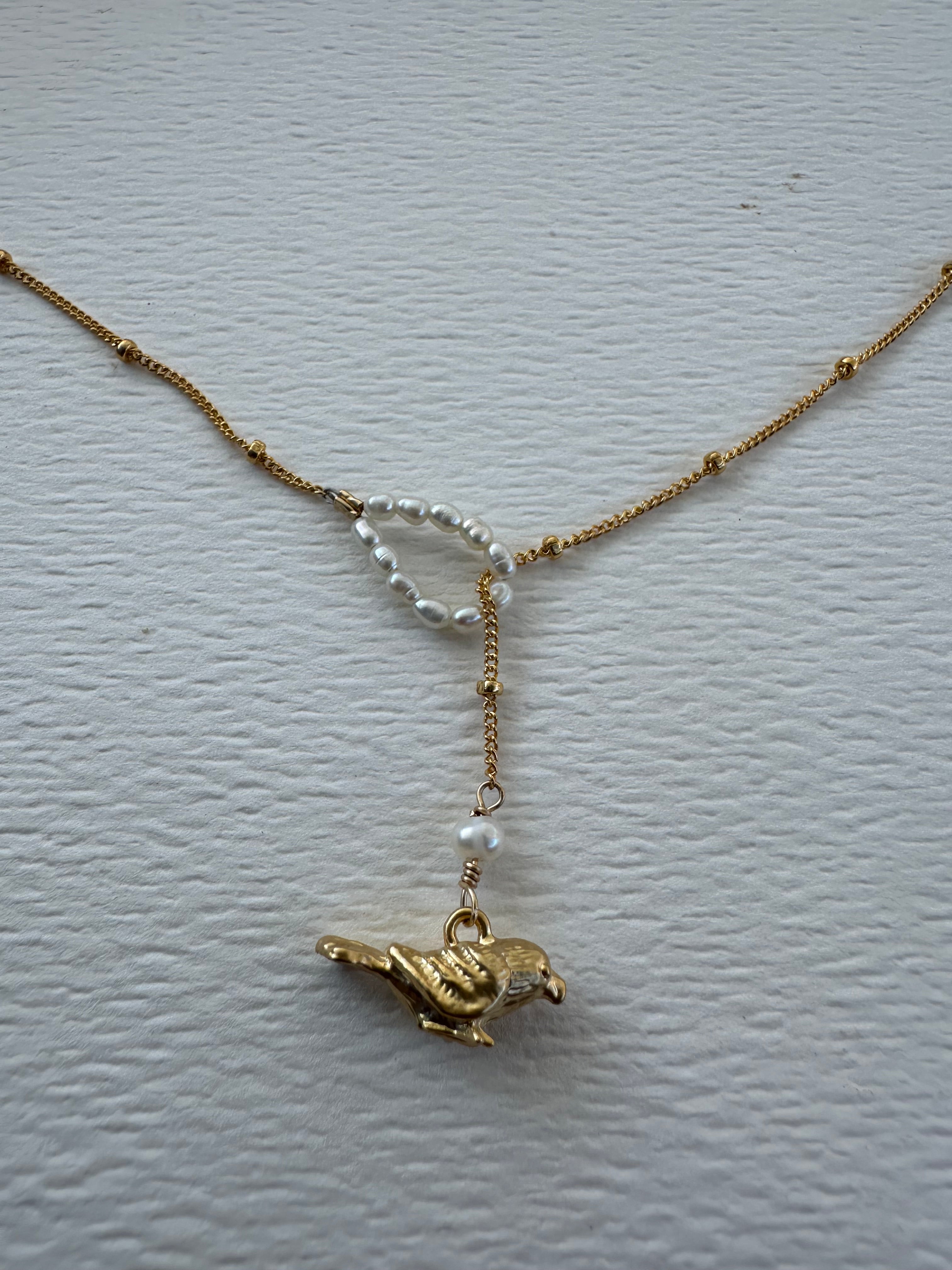 NECKLACE // LASSO // PEARL // SPARROW