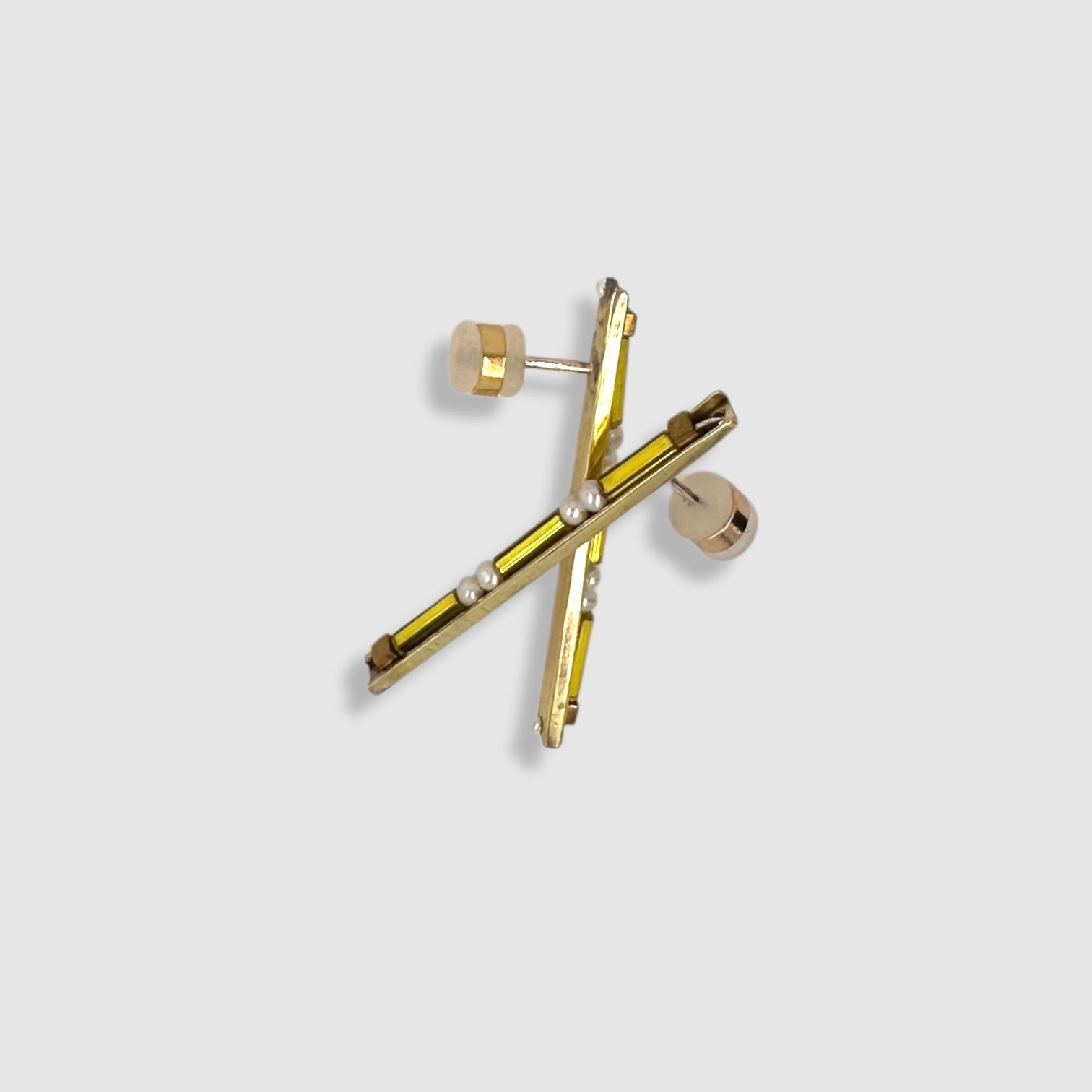 HEART OF GLASS // # 4 NEON YELLOW & PEARLS // STUDS