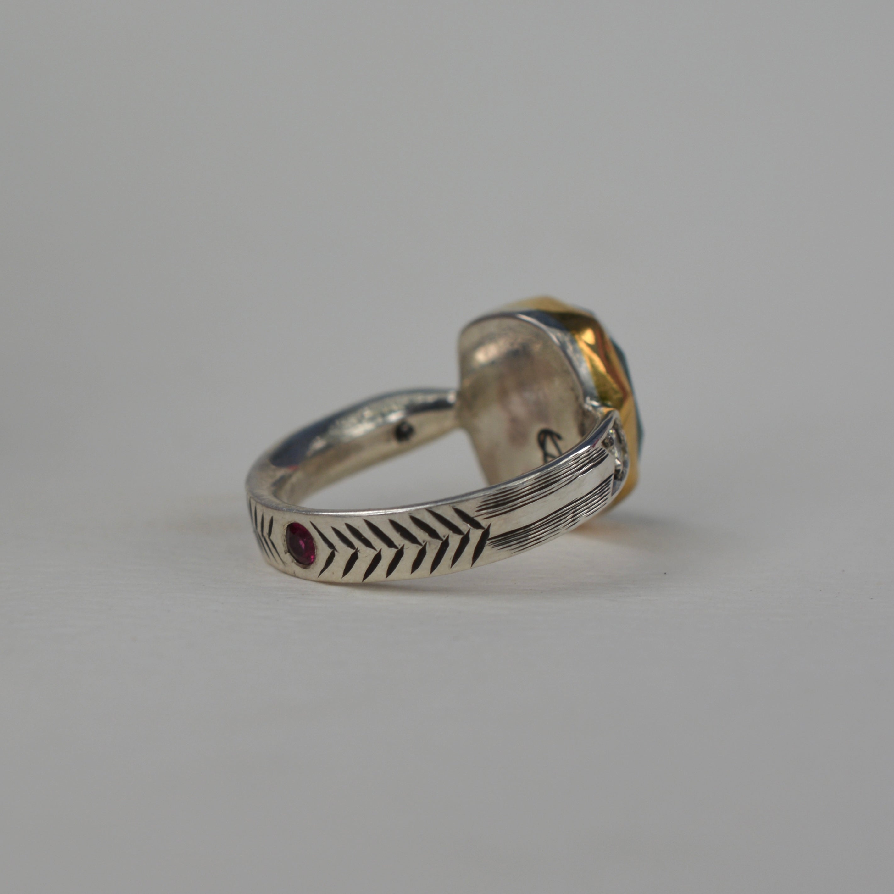 RING // ARROW // ROSECUT AQUAMARINE