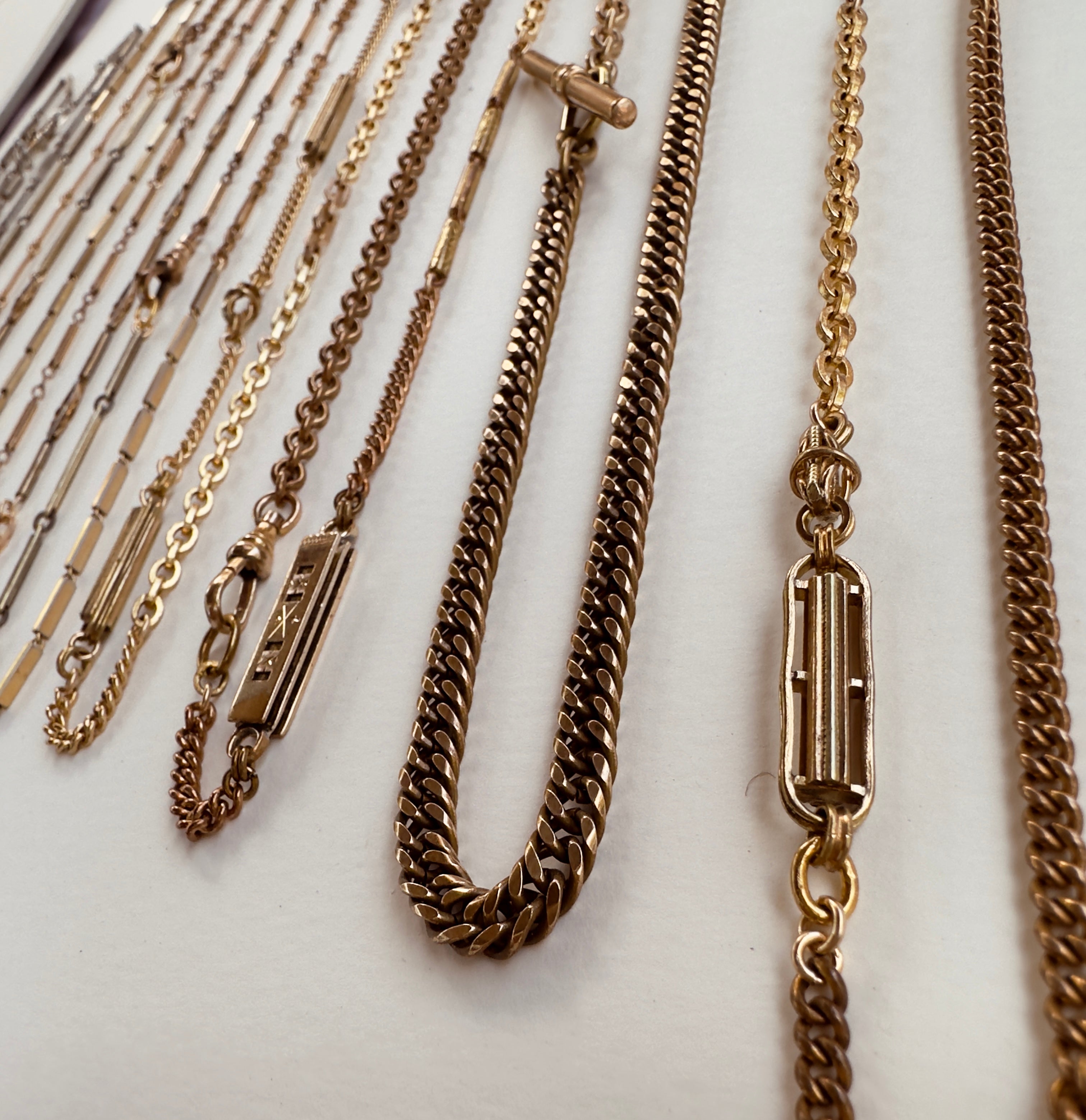 (C) ANTIQUE WATCH CHAIN // NECKLACE // THAT OLD FEELING