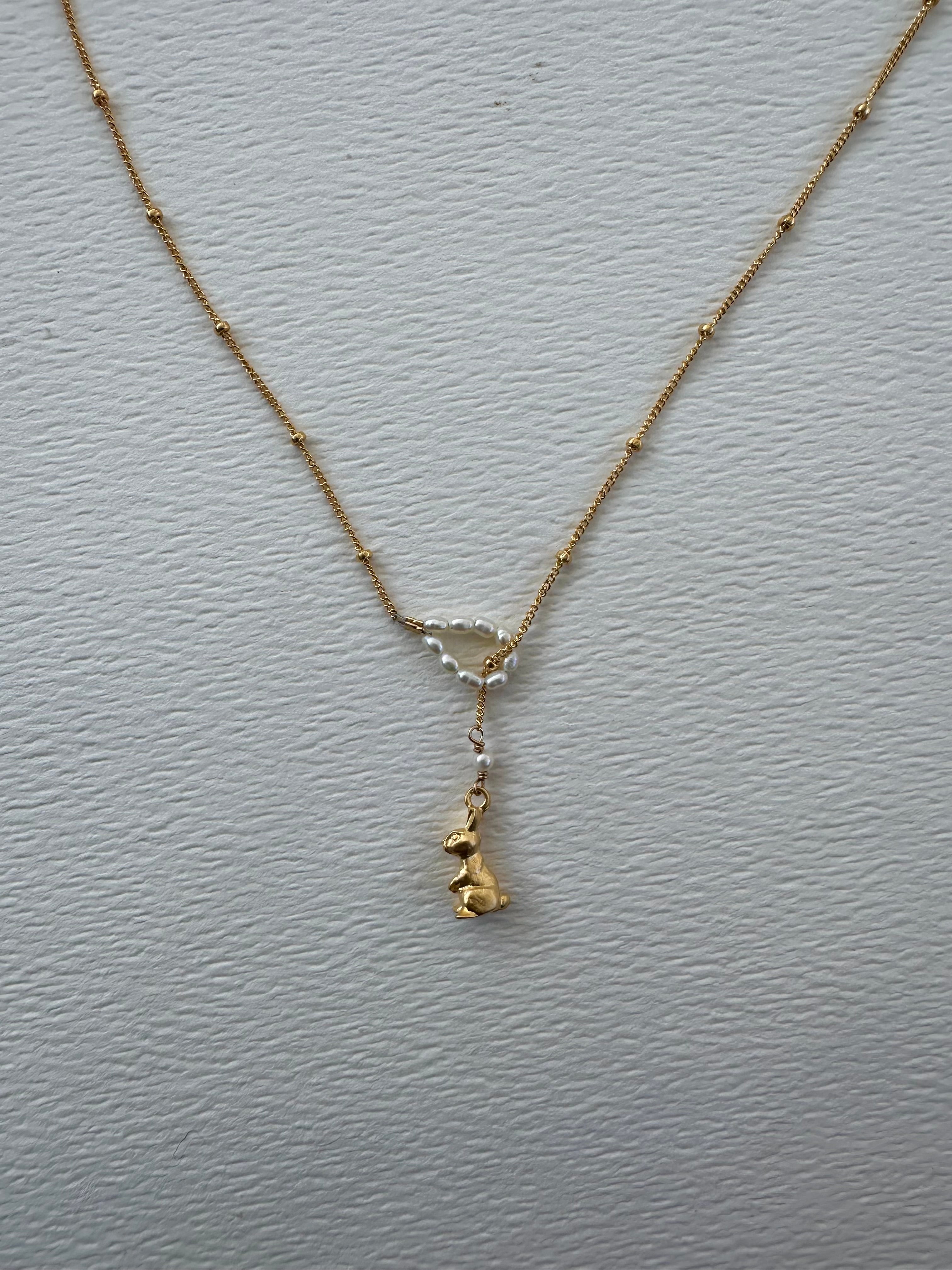 NECKLACE // LASSO // PEARL // BUNNY