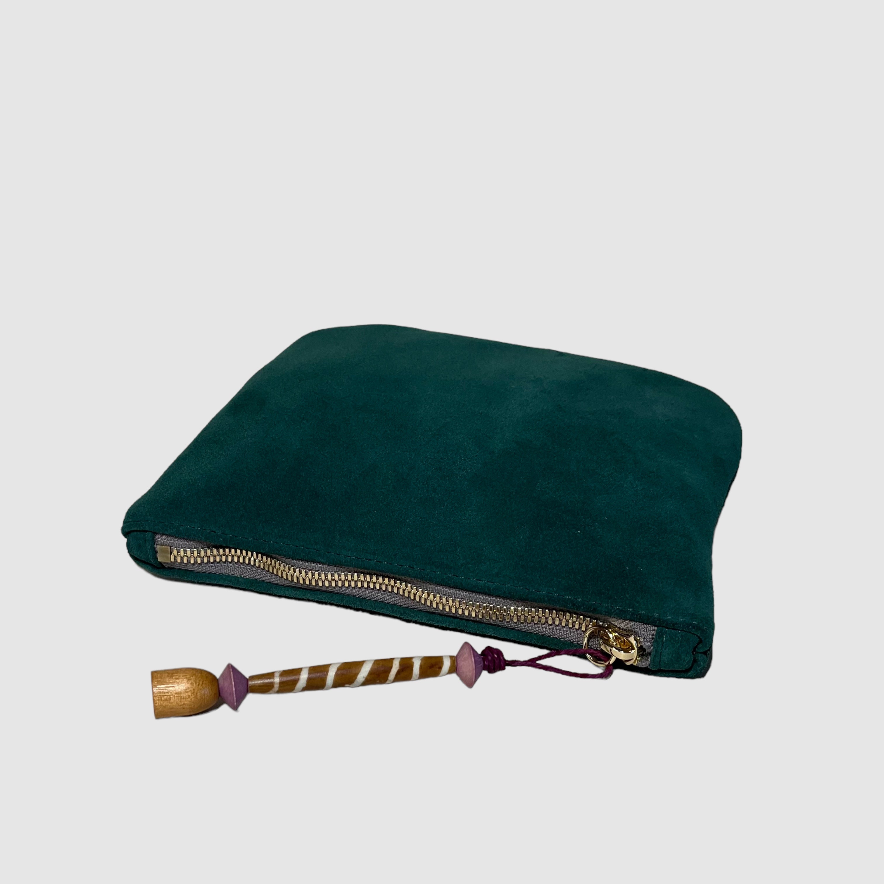 DEEP GREEN CLUTCH // BROWN AND WHITE GLASS BEAD // SMALL
