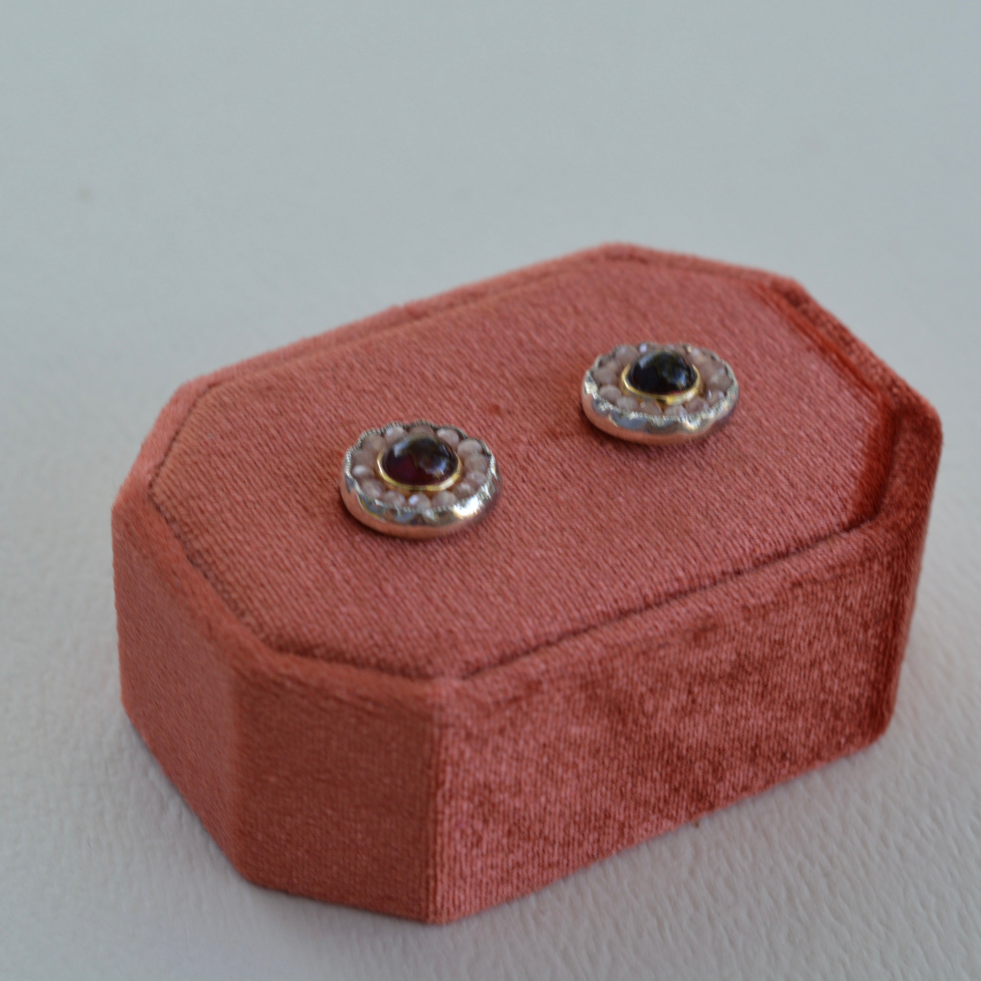 HEIRLOOM EARRINGS // STUD // OPAL //GARNET