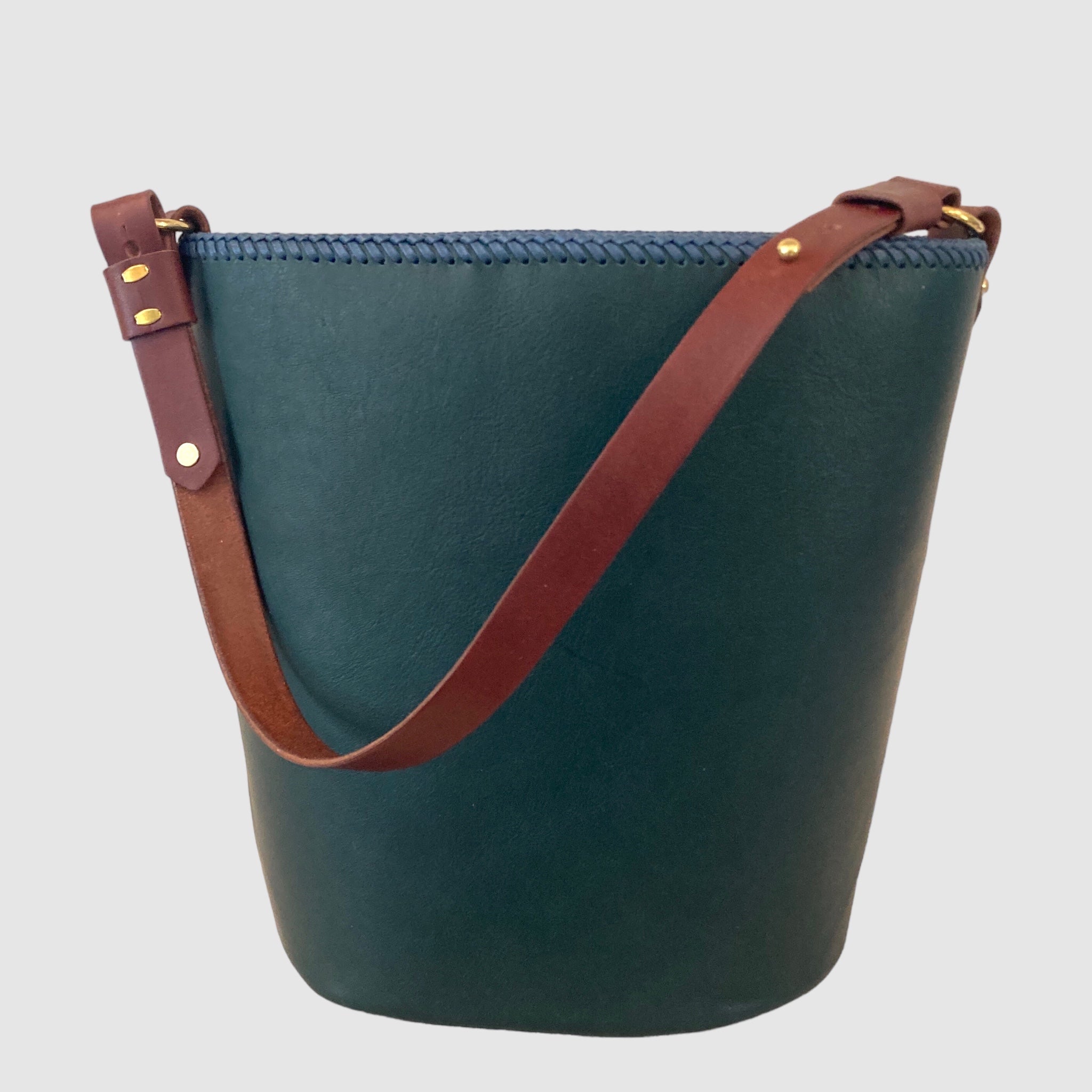 DEEP FOREST BARREL BAG // SEA BLUE