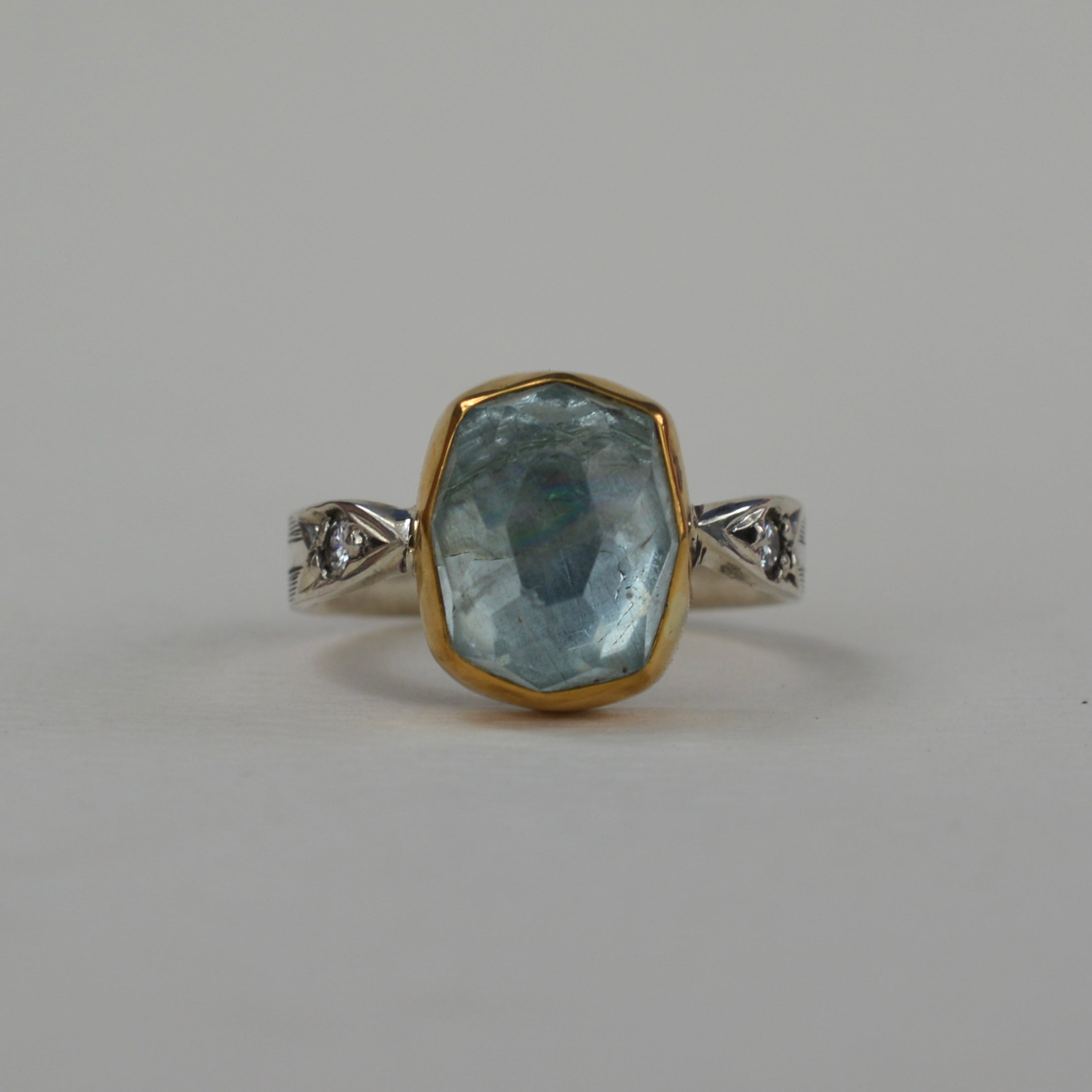 RING // ARROW // ROSECUT AQUAMARINE