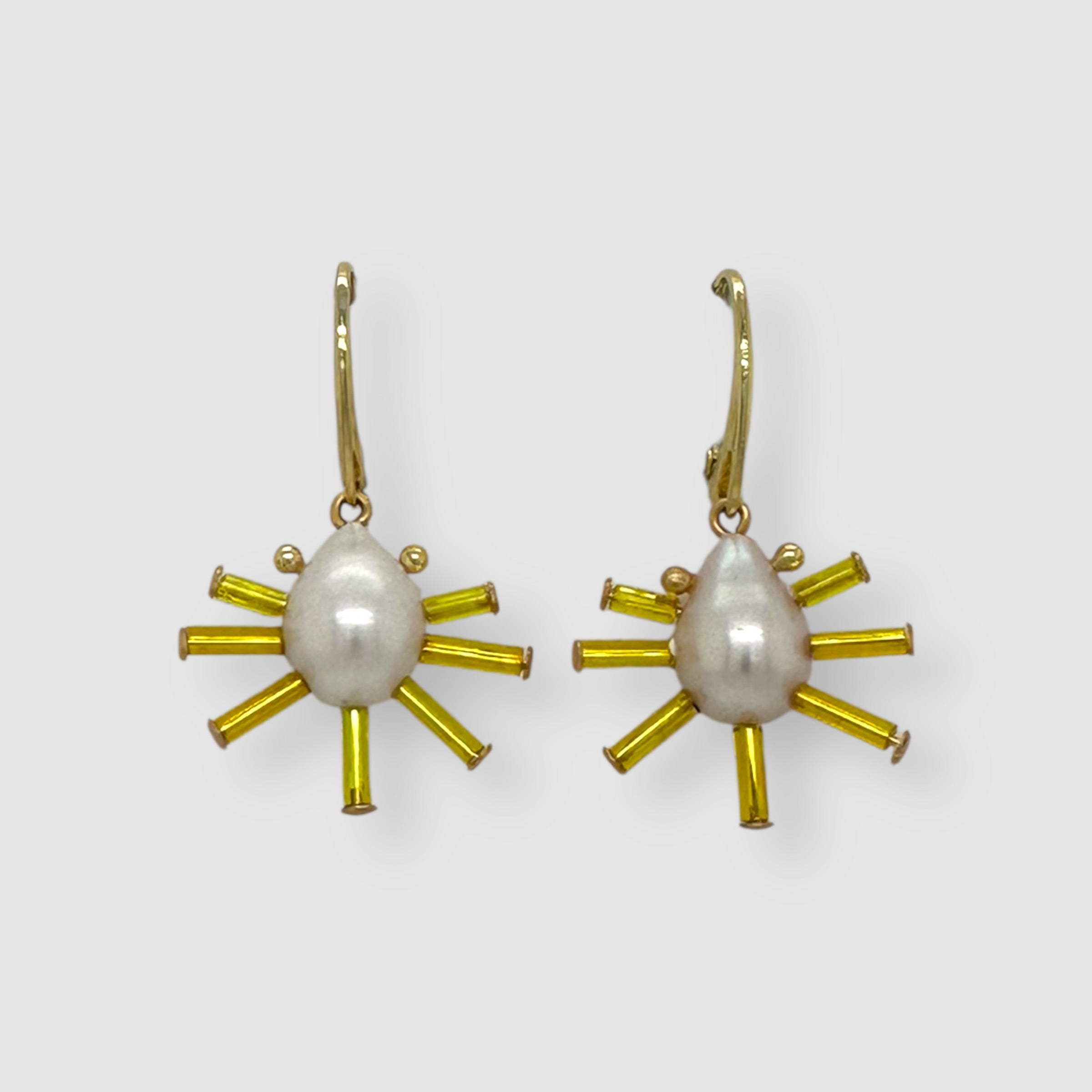 ATOMIC HEART OF GLASS // EARRINGS // YELLOW GLASS