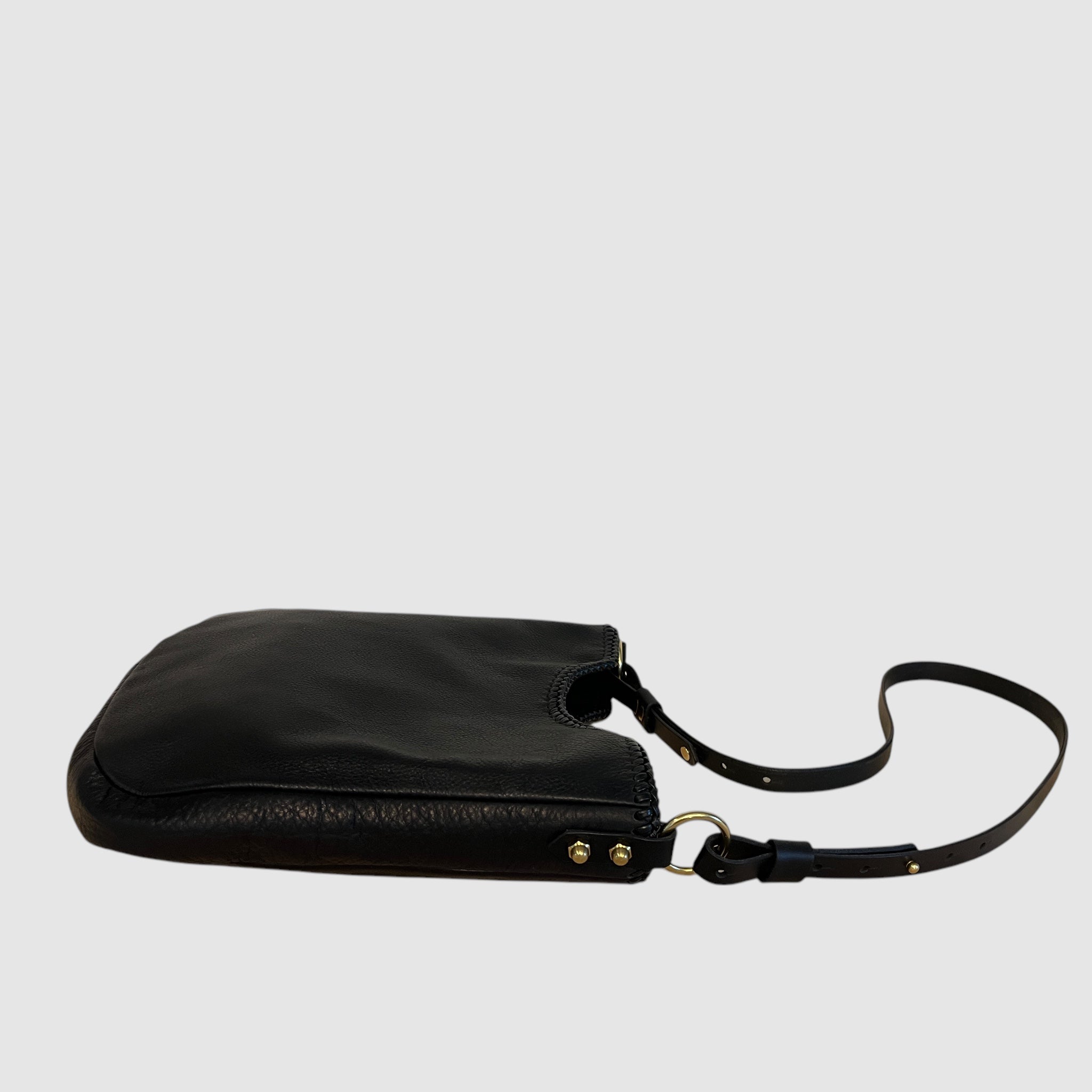 OUTSIDER CROSSBODY // BLACK
