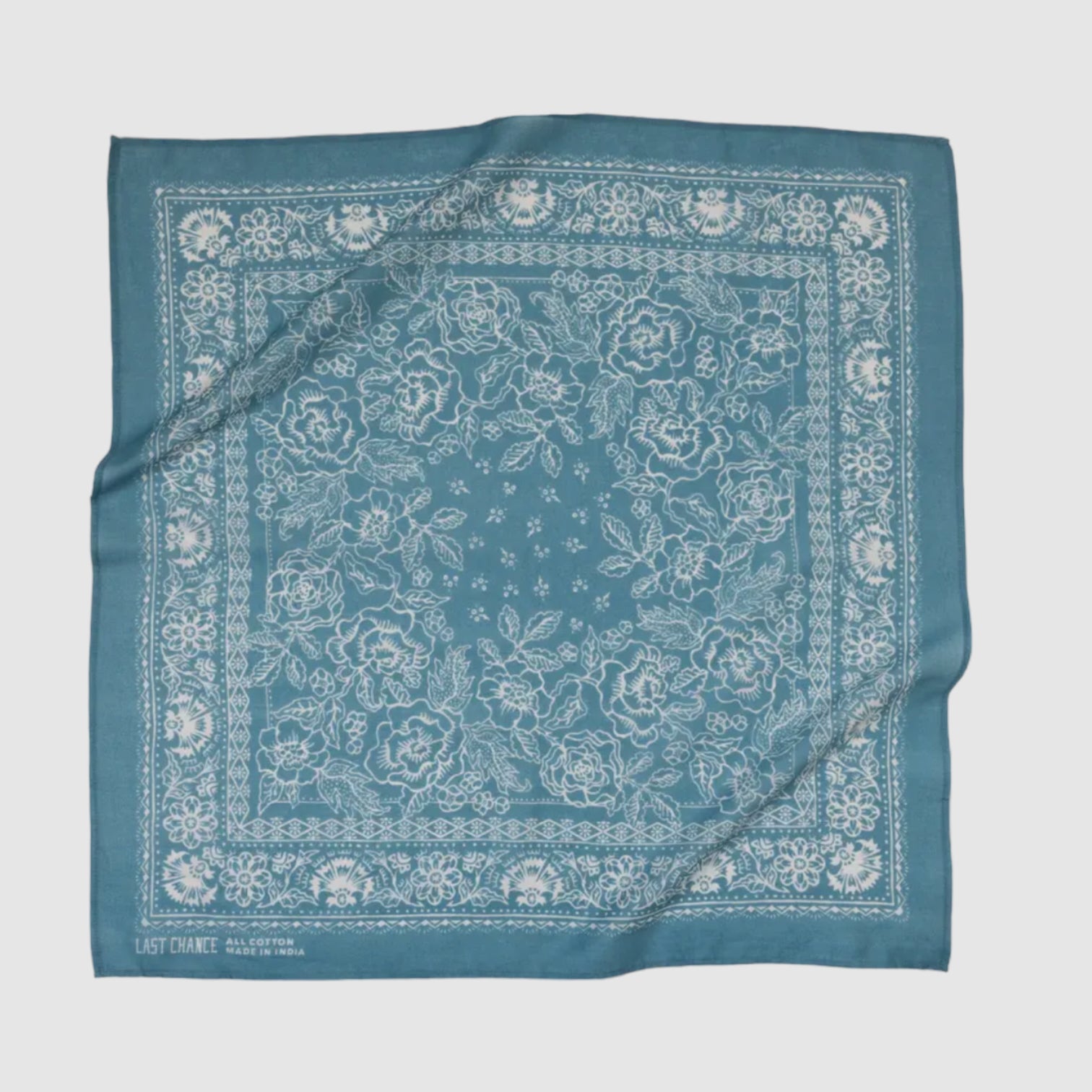 LAST CHANCE TEXTILES//COTTON BANDANA//FADED BLUE