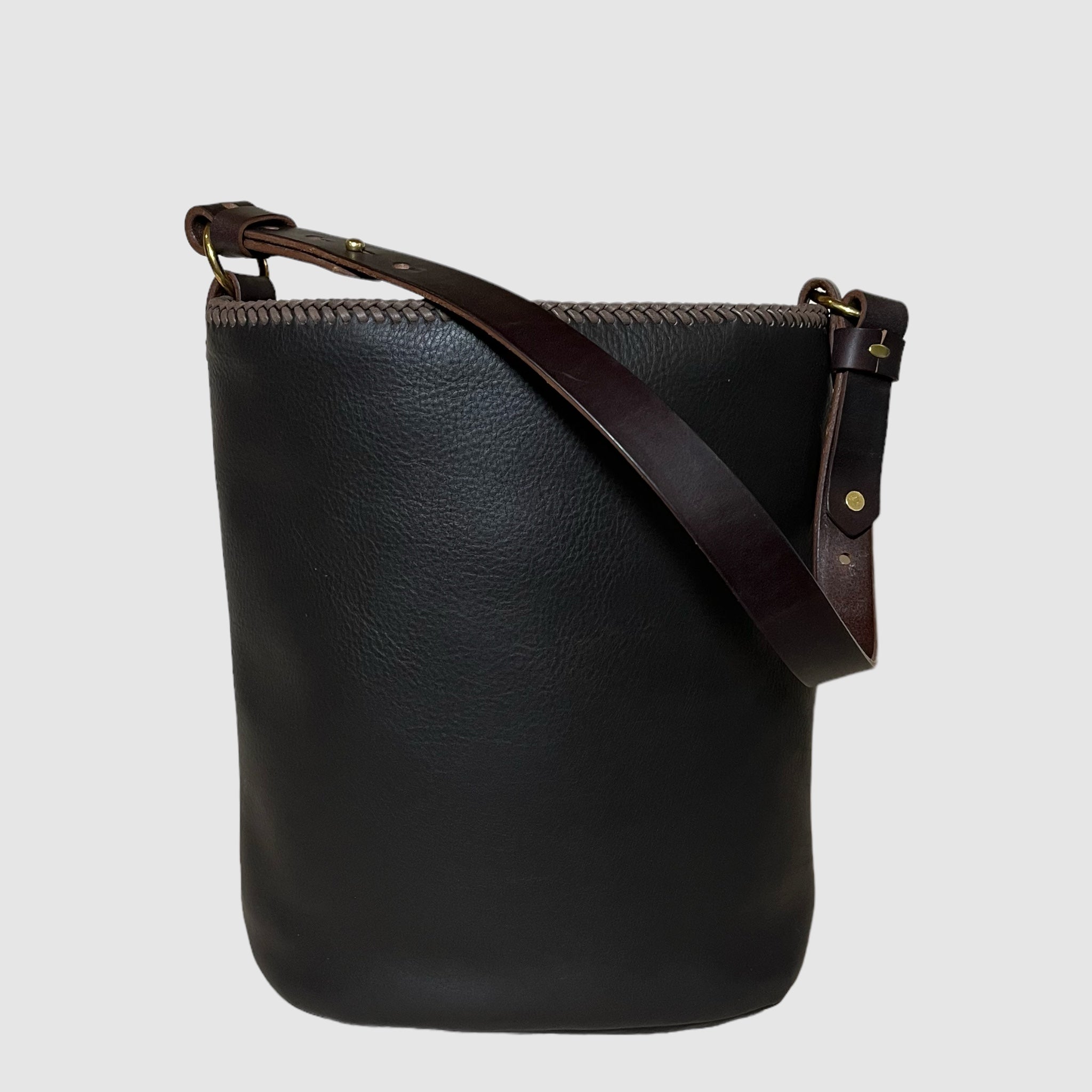 BARREL BAG // COCOA & SMOKE