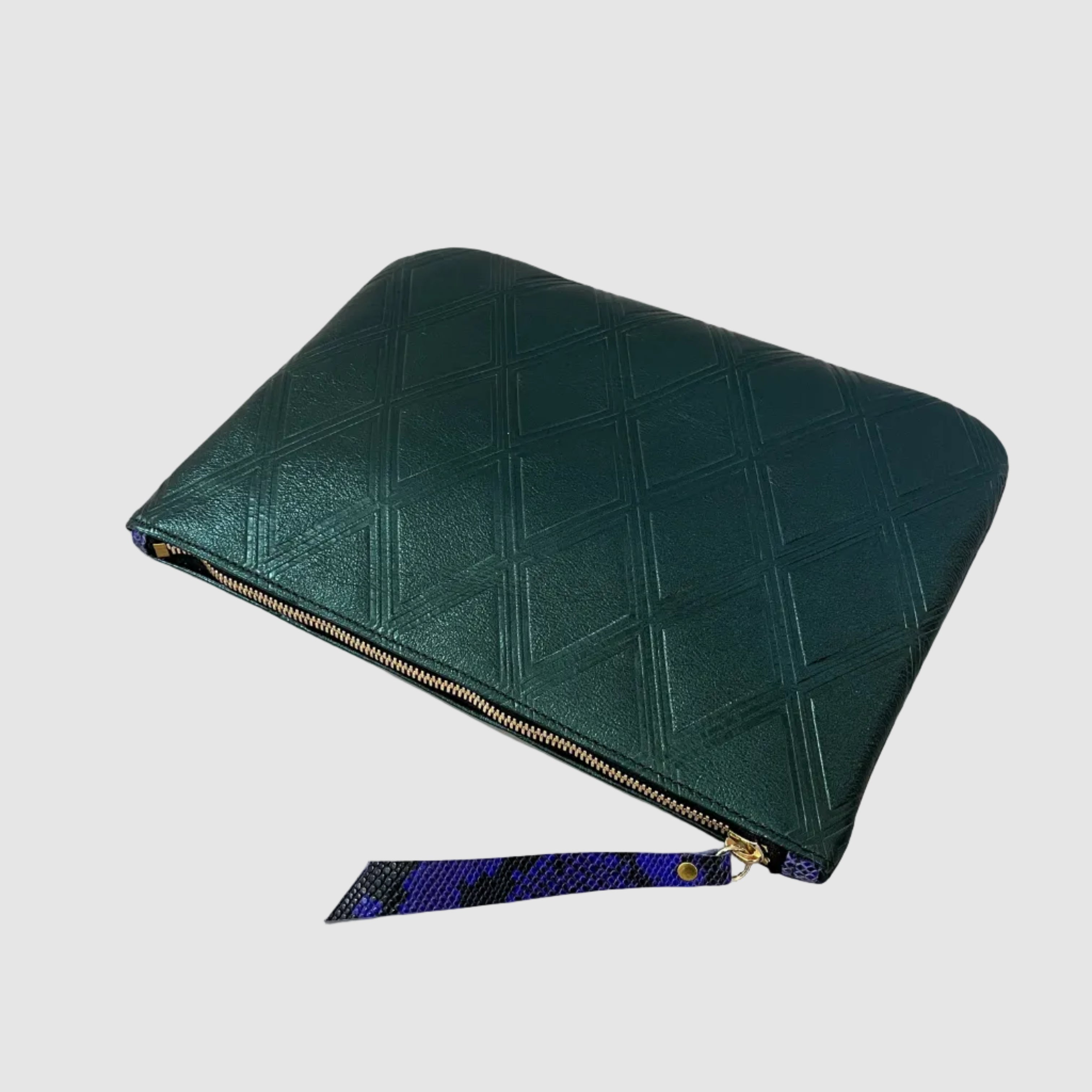 LARGE CLUTCH // SIREN