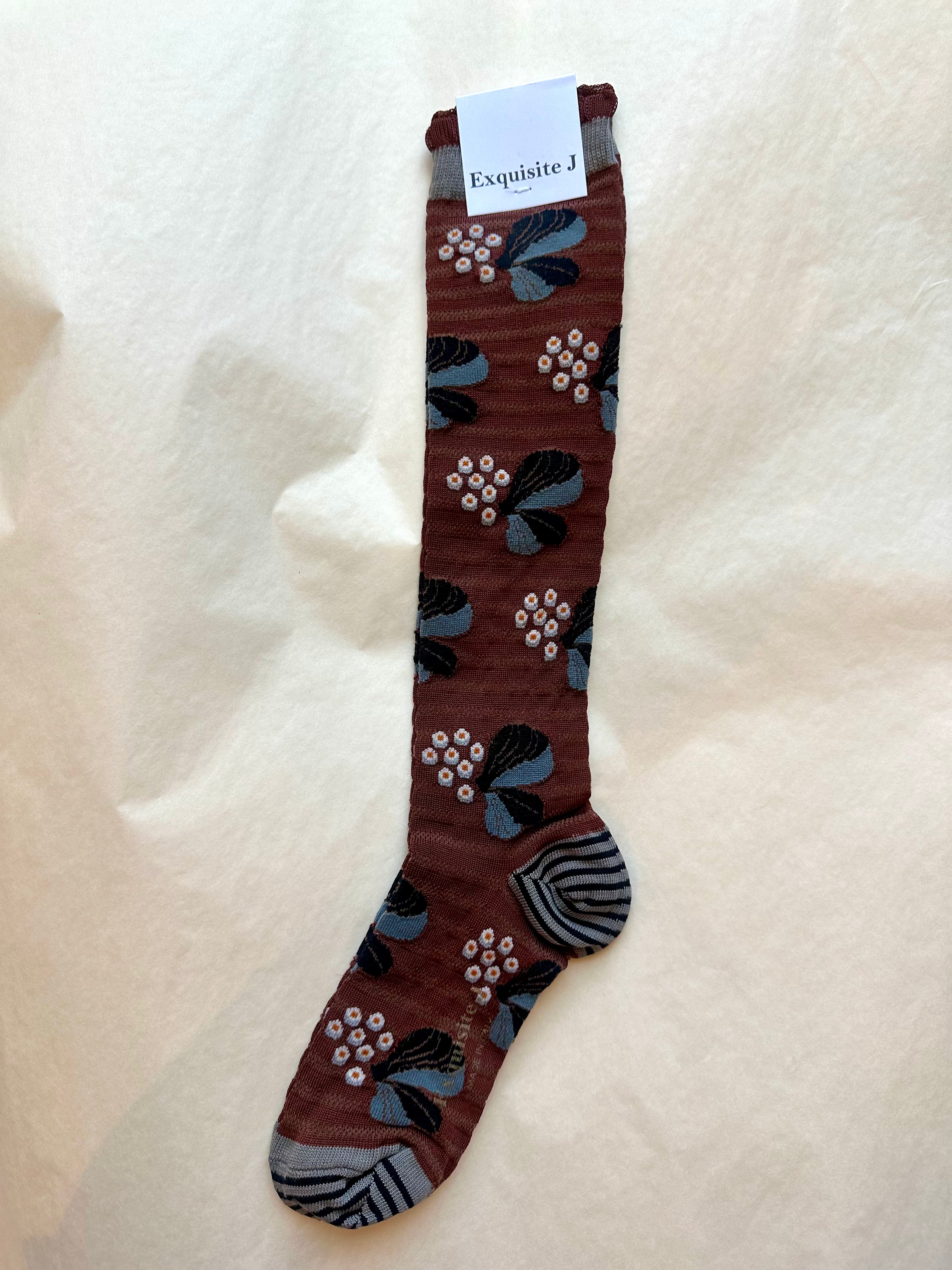 GARDEN TEA PARTY // TALL