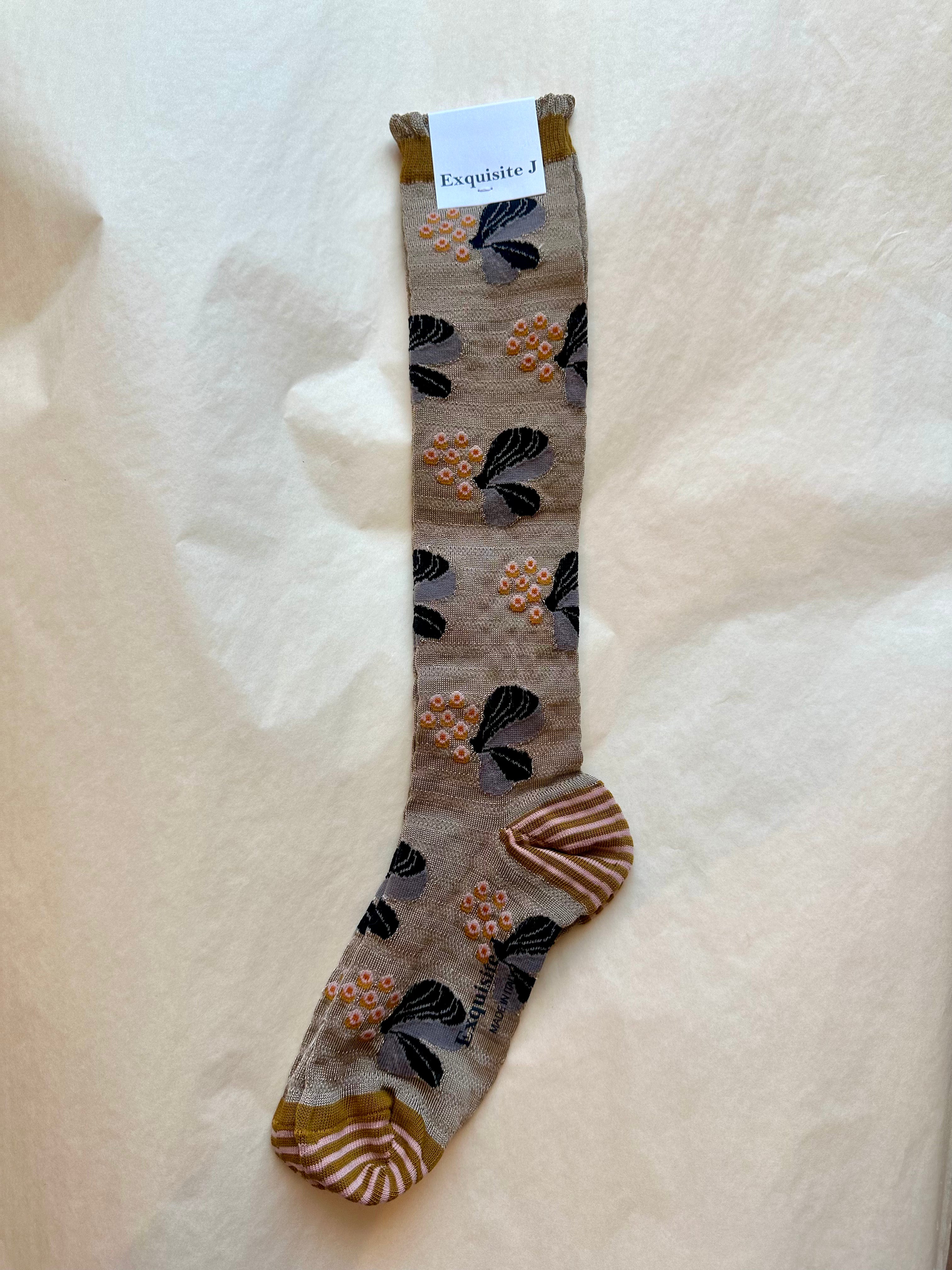 GARDEN TEA PARTY // TALL