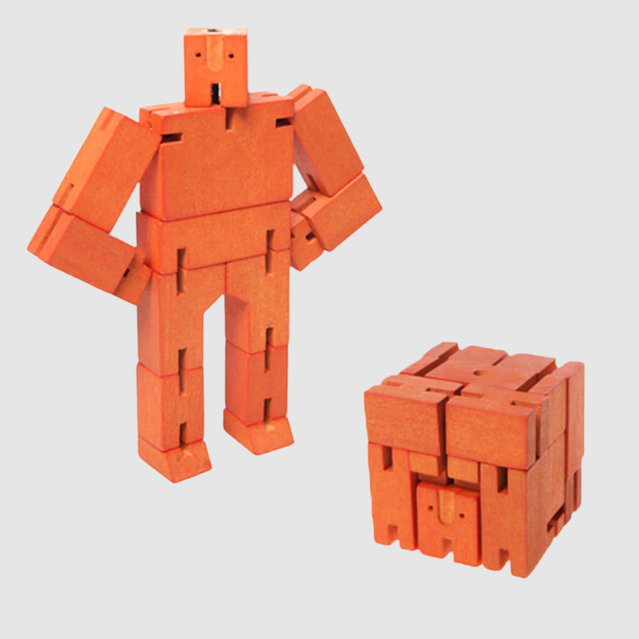 CUBEBOT // ORANGE