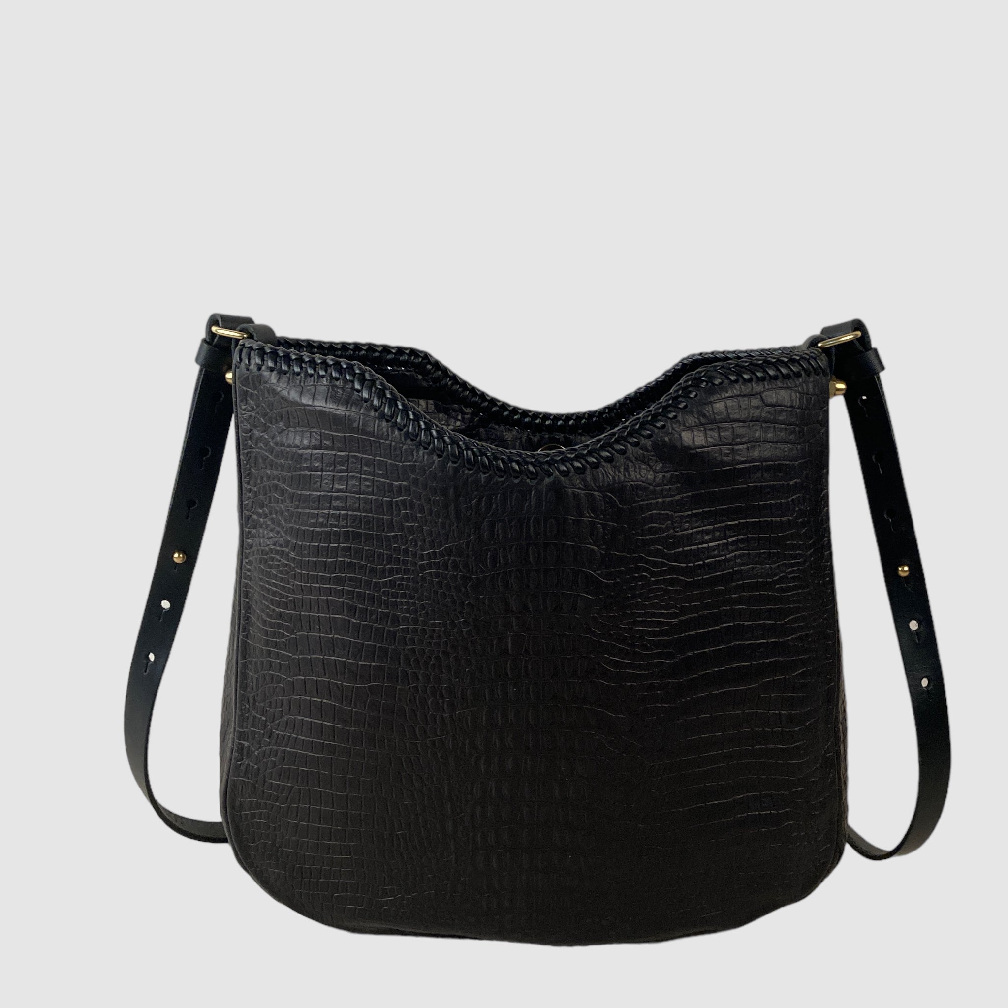 OUTSIDER CROSSBODY // HORNBACK // BLACK