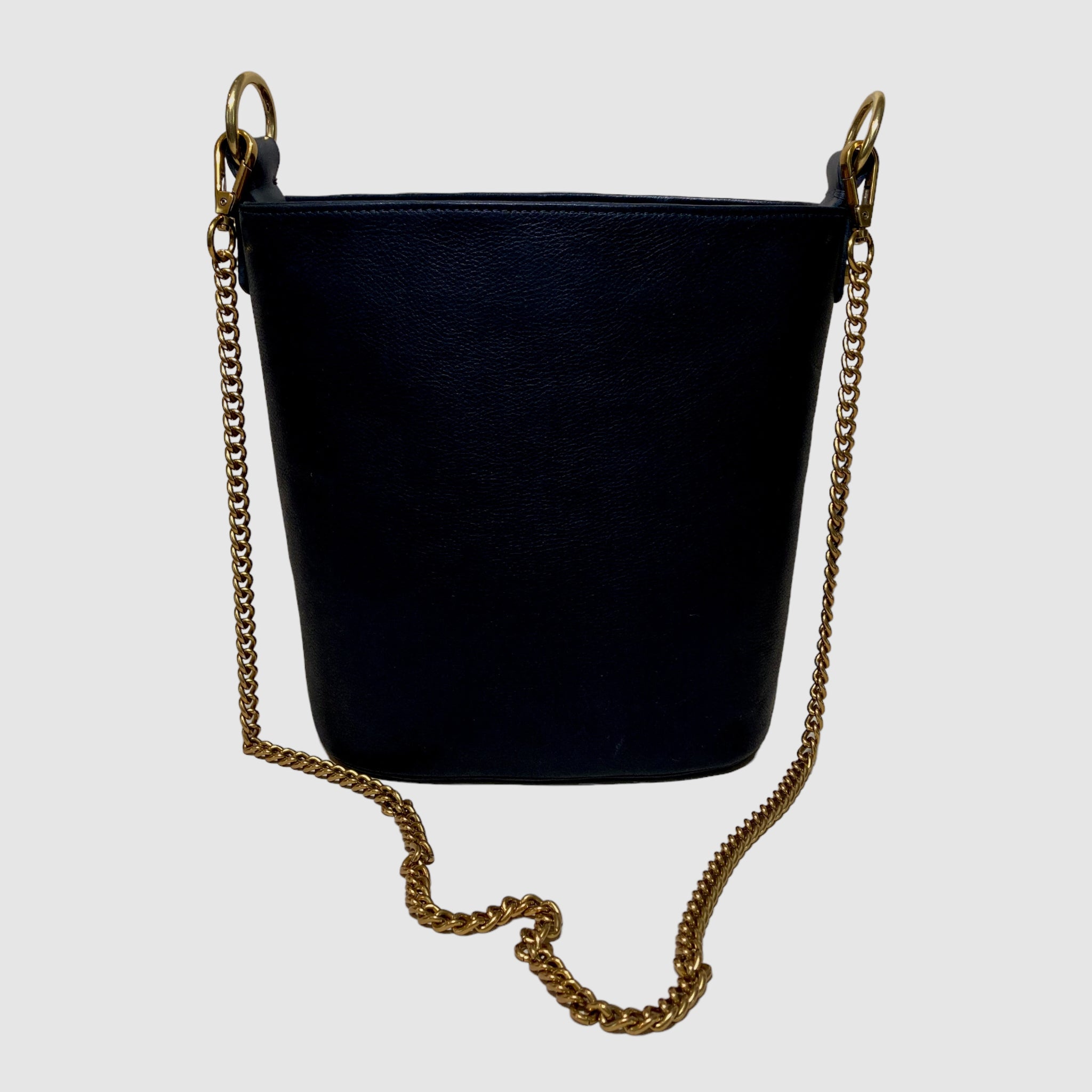 BUCKET // BLACK & SMALL CURB CHAIN