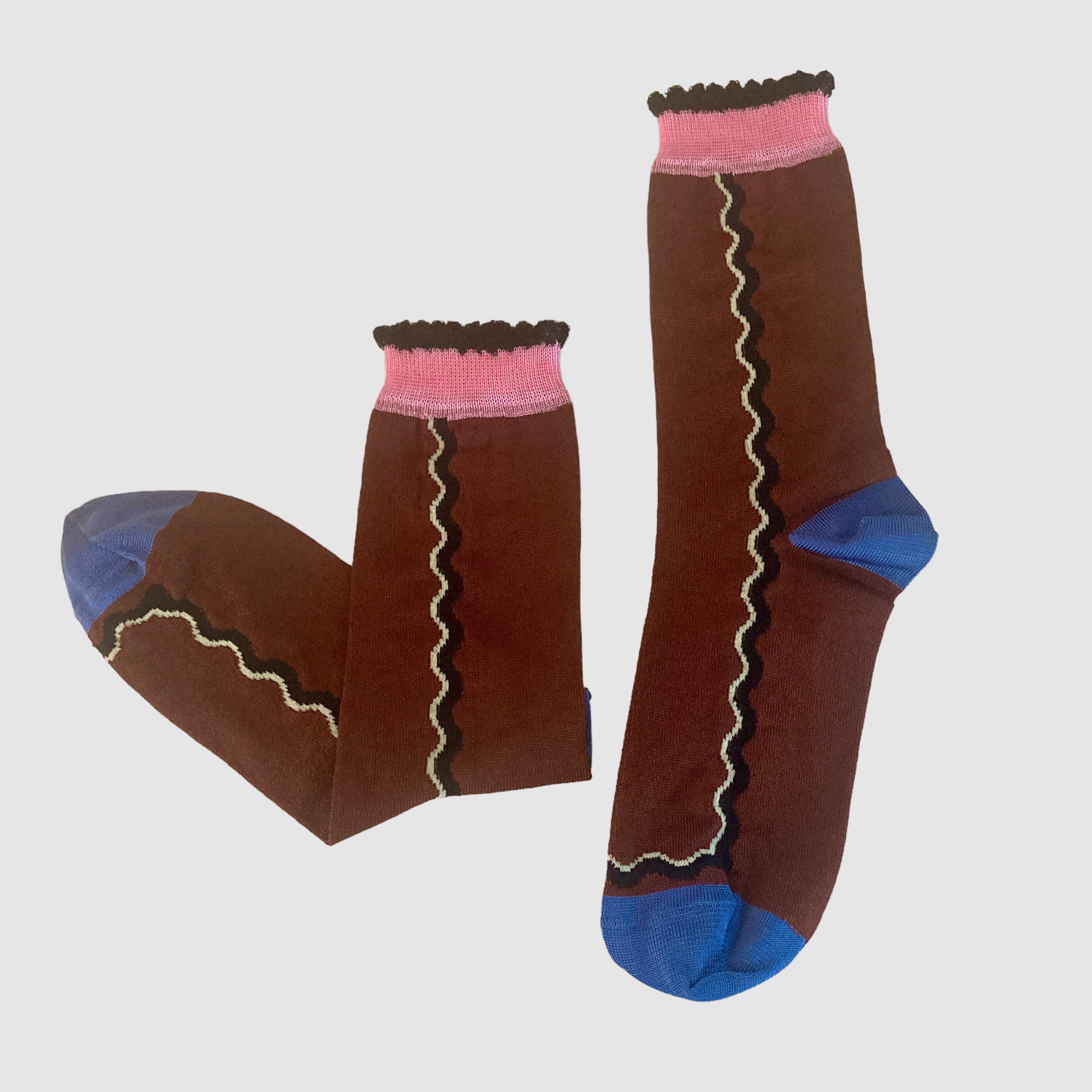 EXQUISITE J SOCKS // COCOA SQUIGGLE