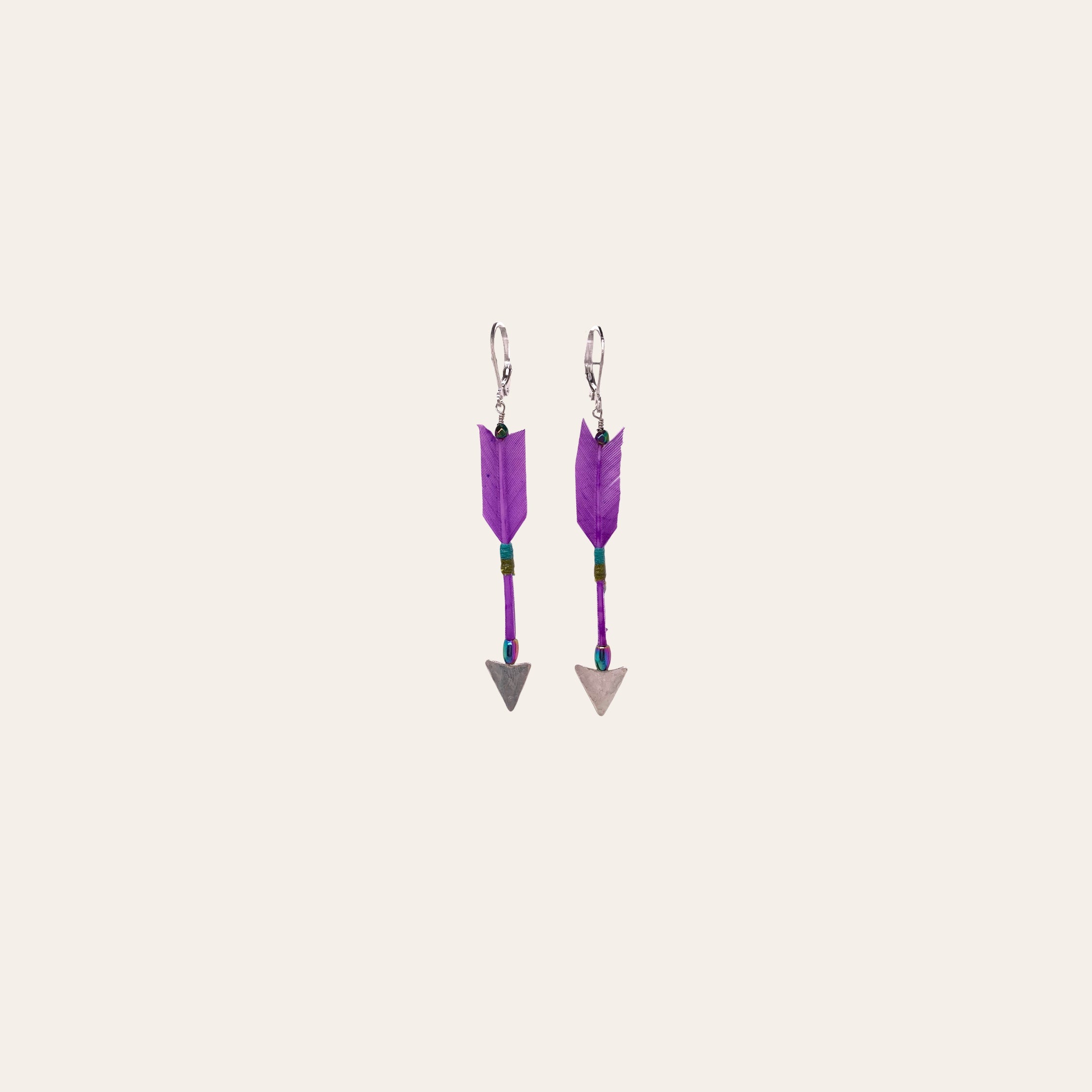 FEATHER ARROW EARRINGS // LIGHT PURPLE // SILVER