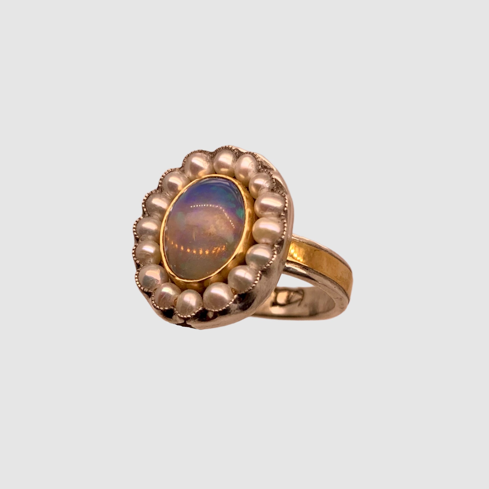 HEIRLOOM RING // PEARL // OVAL FIRE OPAL