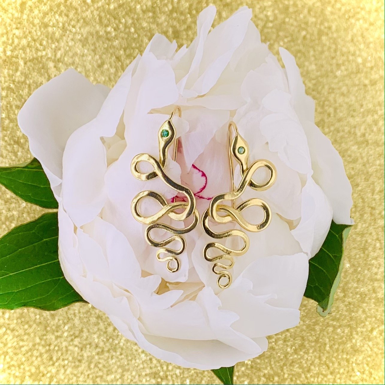 SNAKE EARRINGS // 18K GOLD // EMERALD