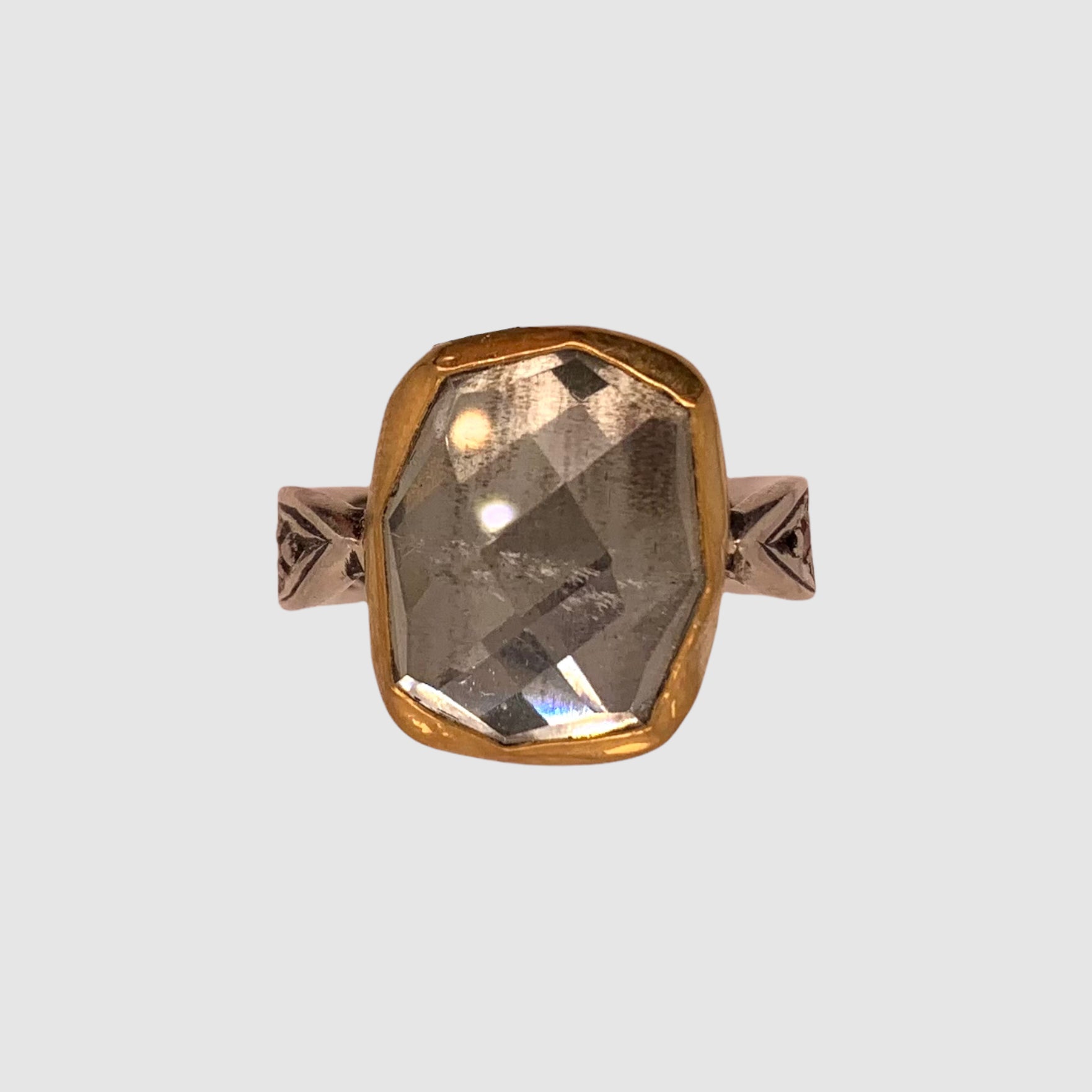 ARROW RING // SAPPHIRES // AQUAMARINE