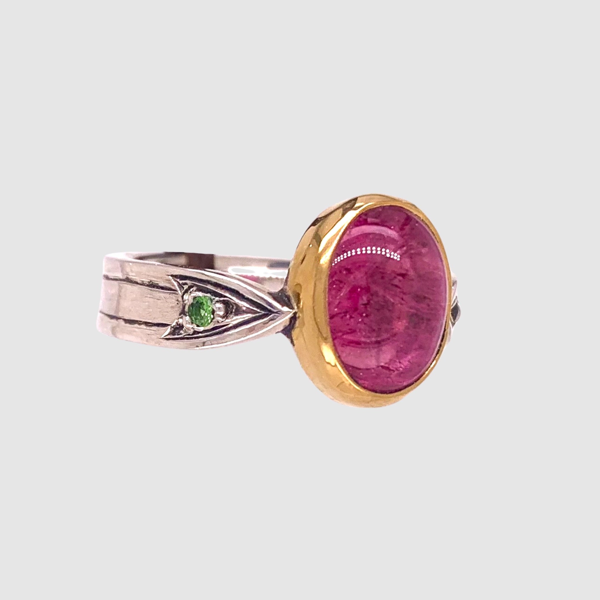 ARROW RING // SAPPHIRE  // PINK TURMALINE