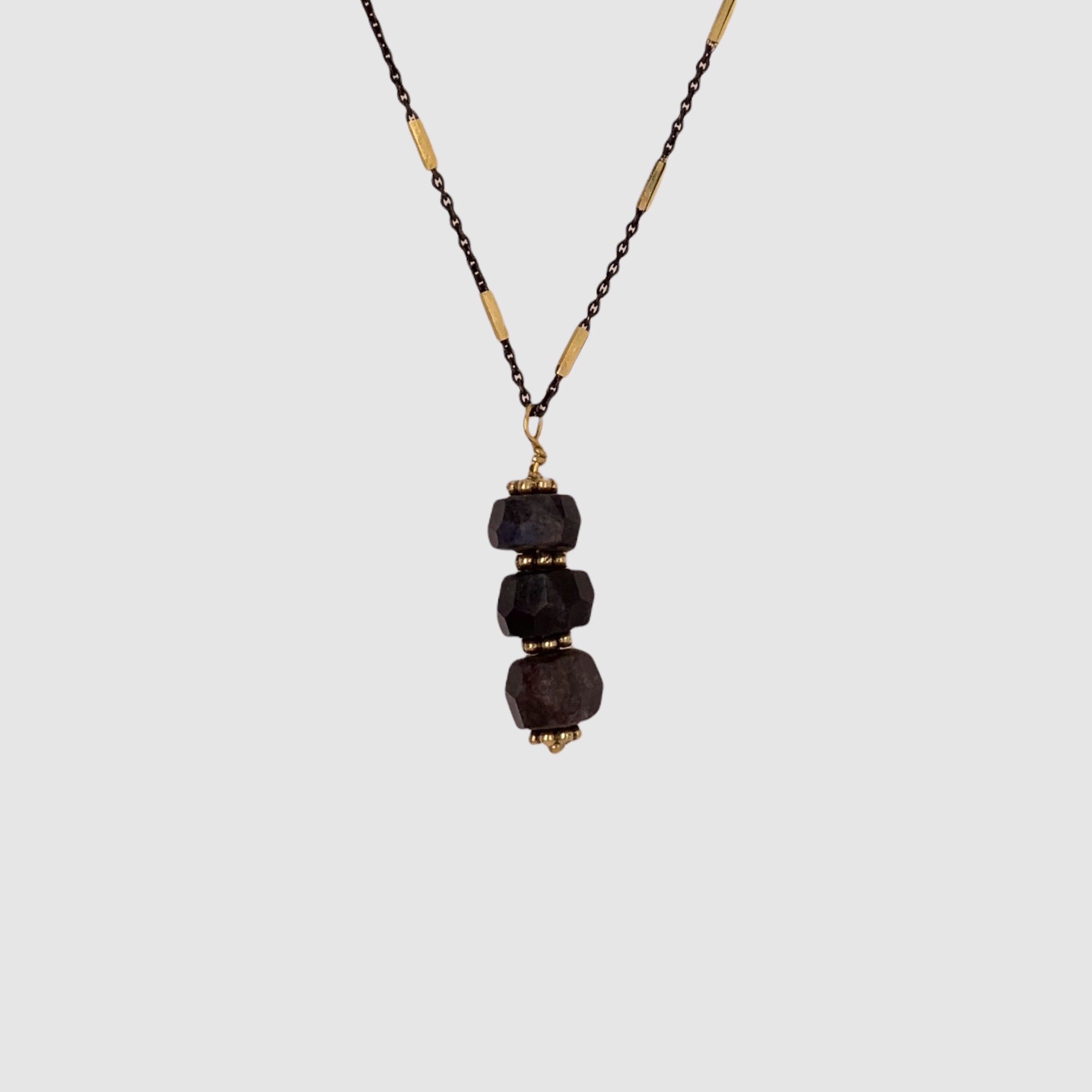 DASH & DOT GEMSTONE NECKLACE// TRIPLE LABRODORITE