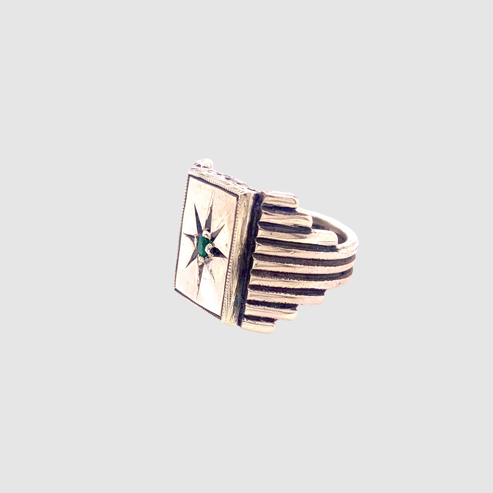 PUEBLO DECO SIGNET RING // 2 1/2 EMERALD // STAR