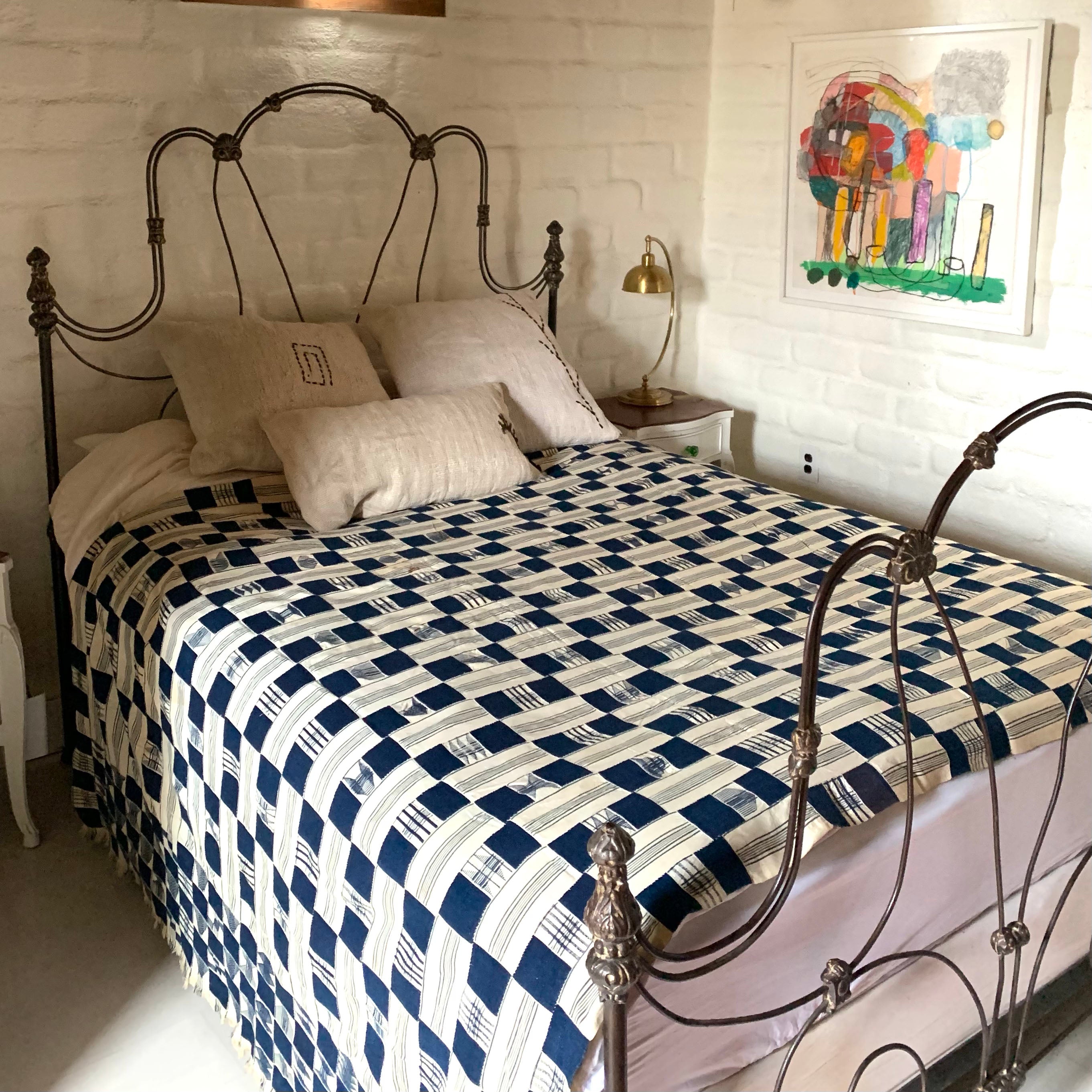 VINTAGE EWE TEXTILE // GHANA // CREAM & BLUE