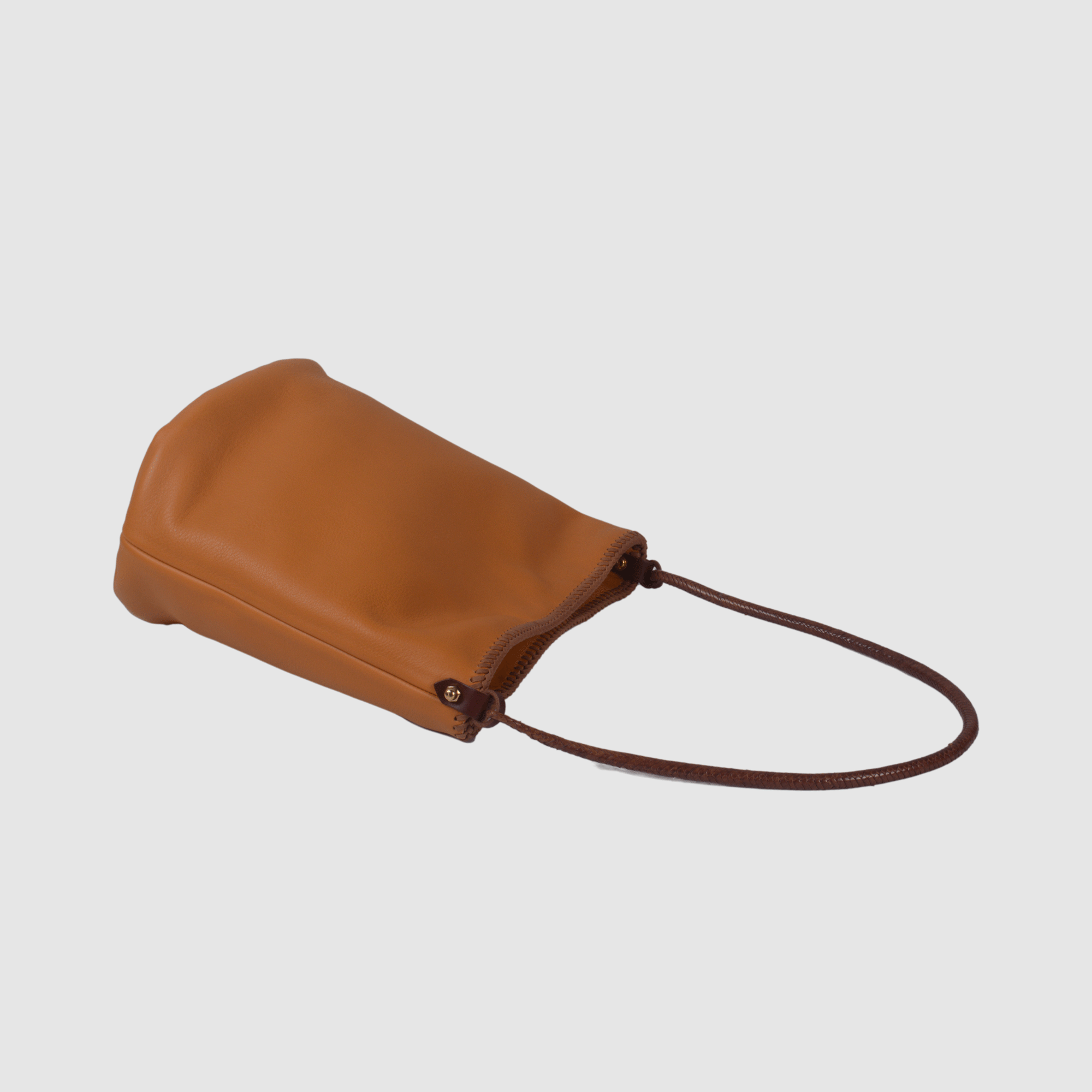 BARREL BAG // DARK HONEY