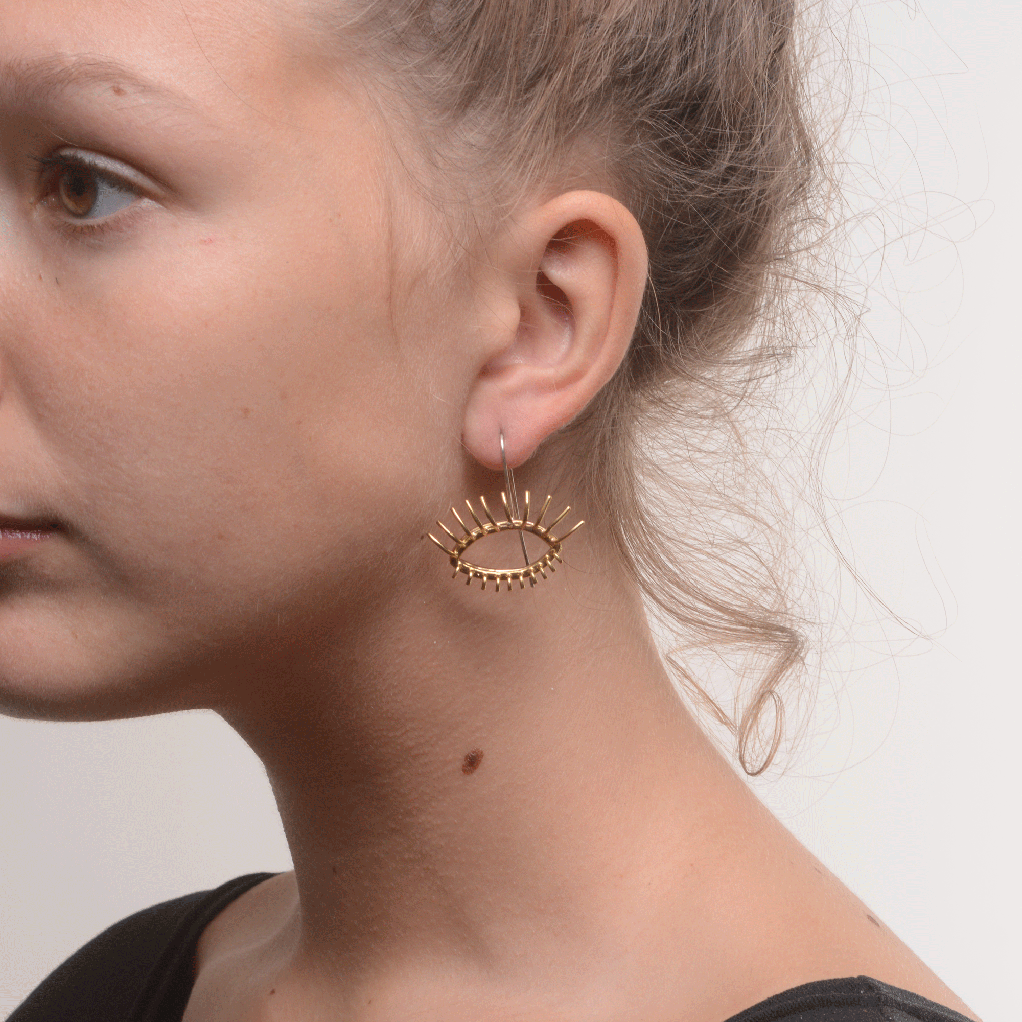 "20/20" // BRONZE EARRINGS