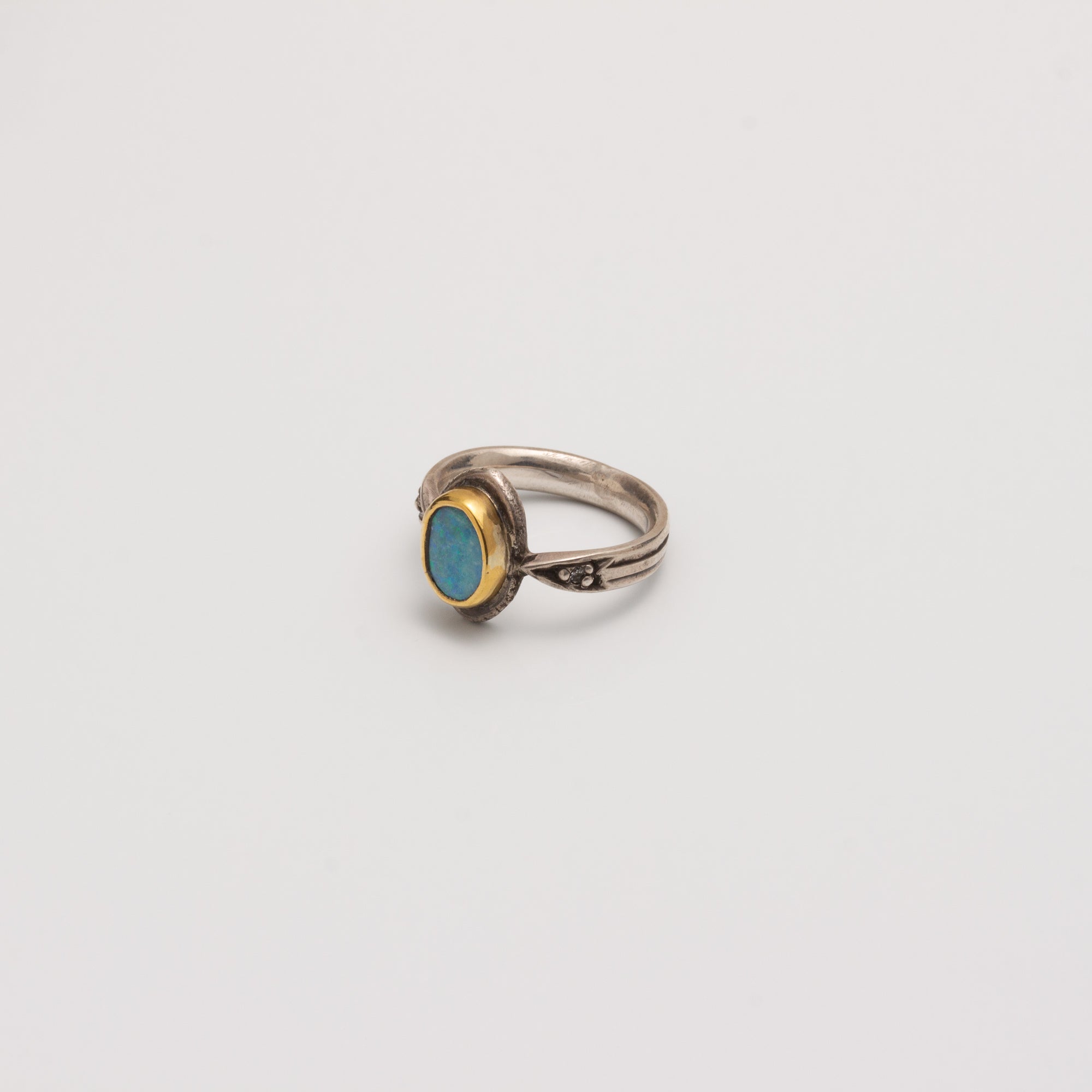 ARROW RING // OPAL & DIAMOND