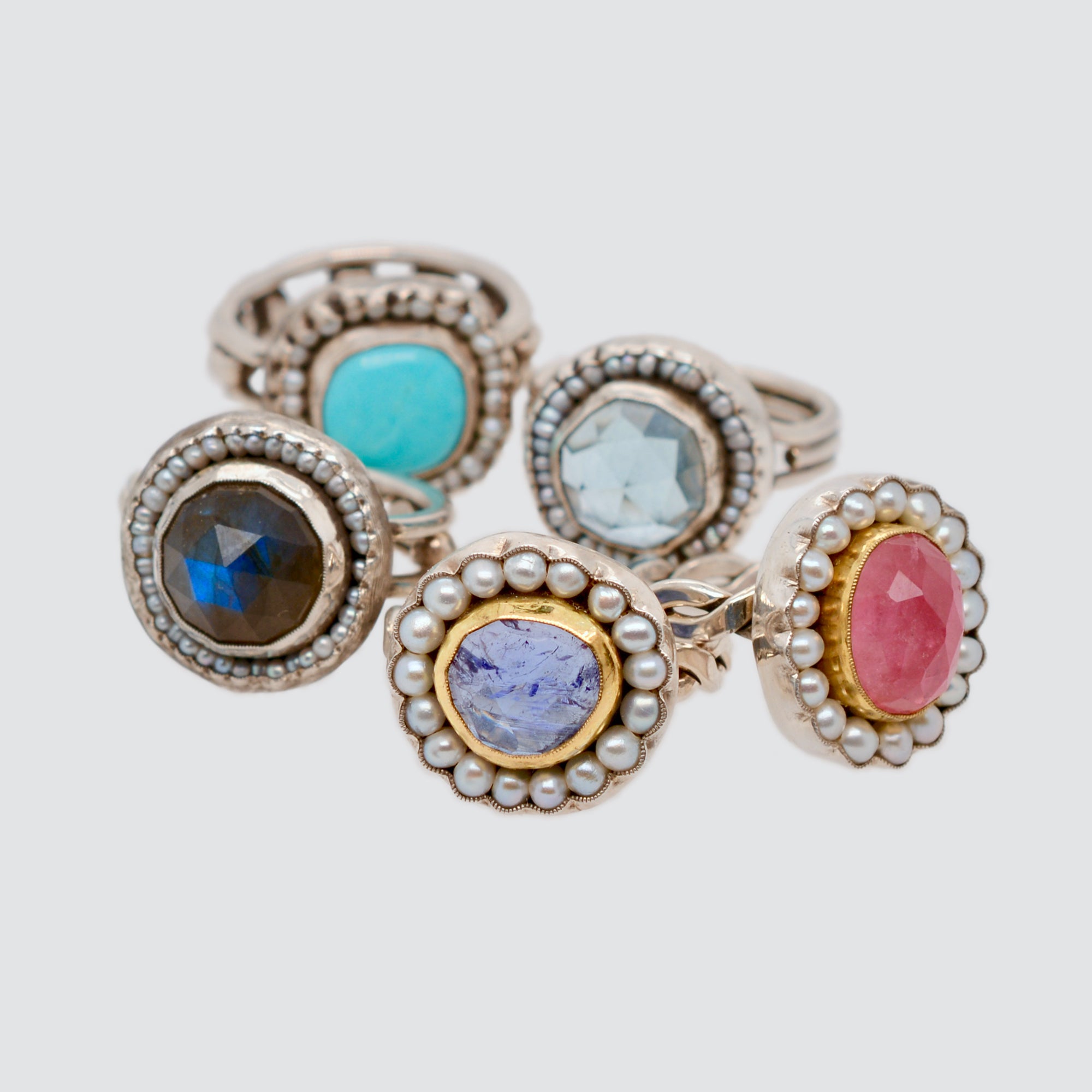 HEIRLOOM RING //  ROUND AQUAMARINE