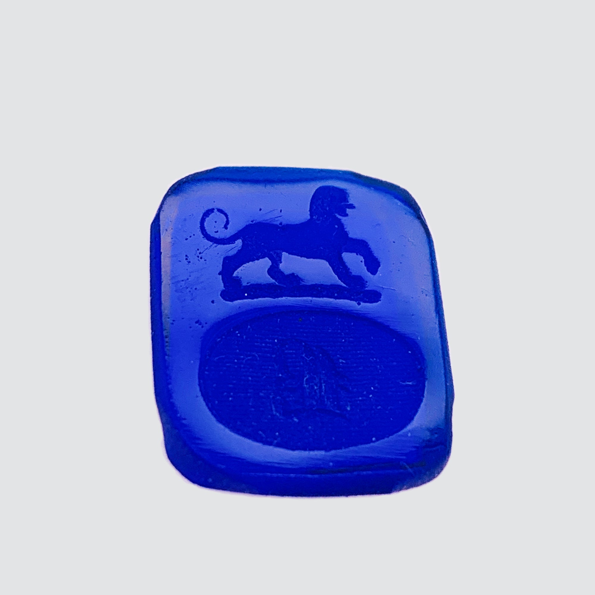 LION & B // INTAGLIO // SIGNET // RING