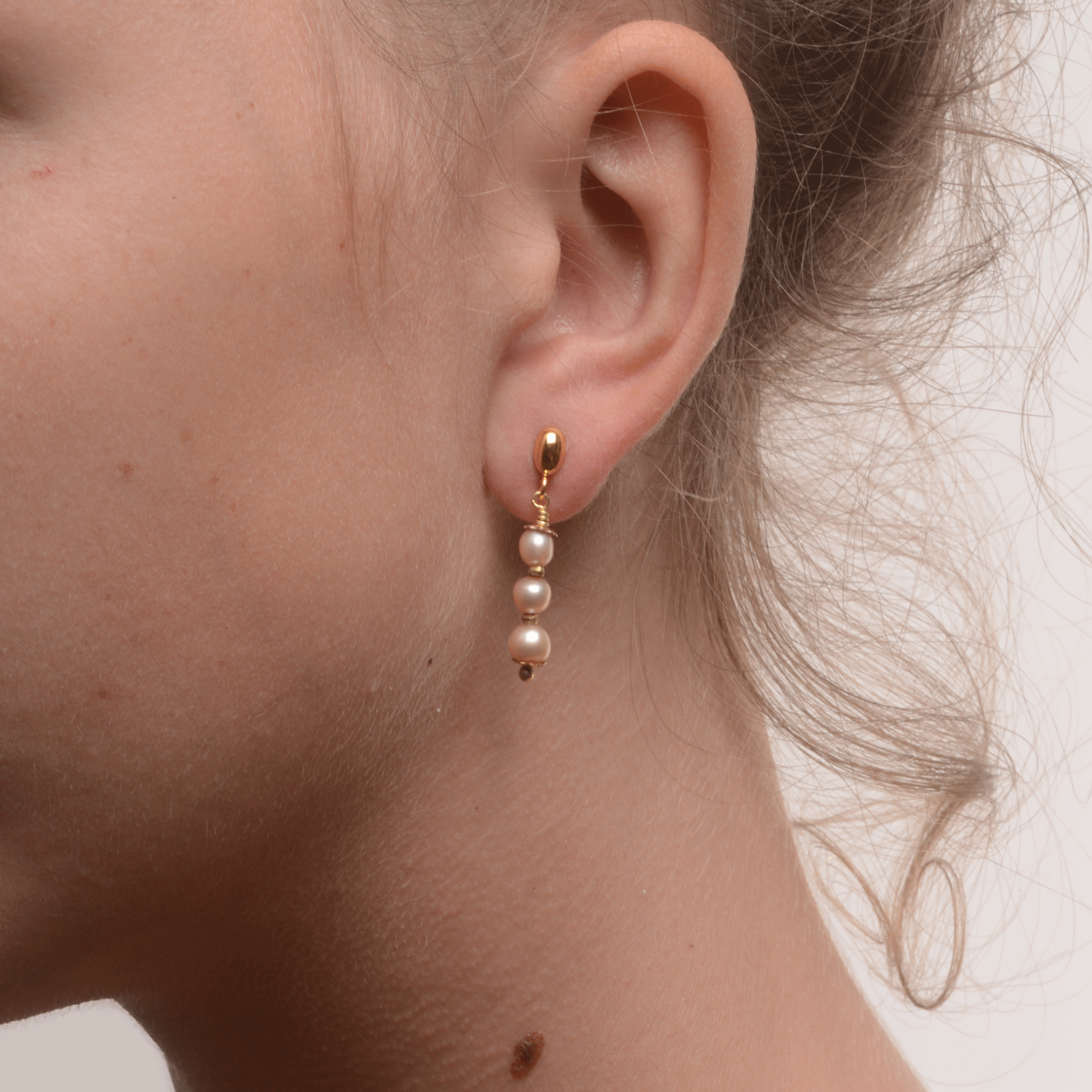 VERMEIL POST EARRINGS // TRIPLE PEARL