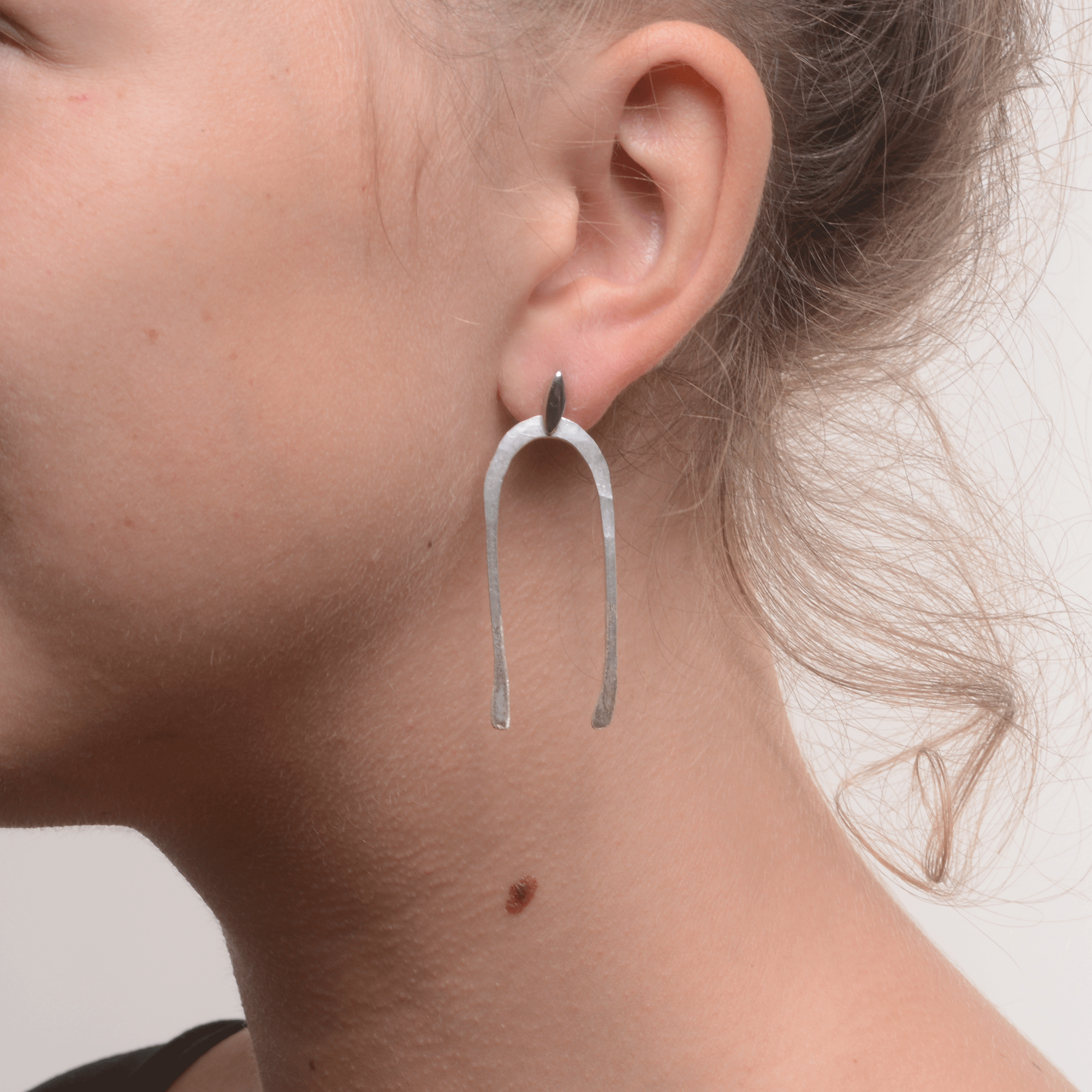 ARCO STERLING SILVER POST EARRINGS // MEDIUM