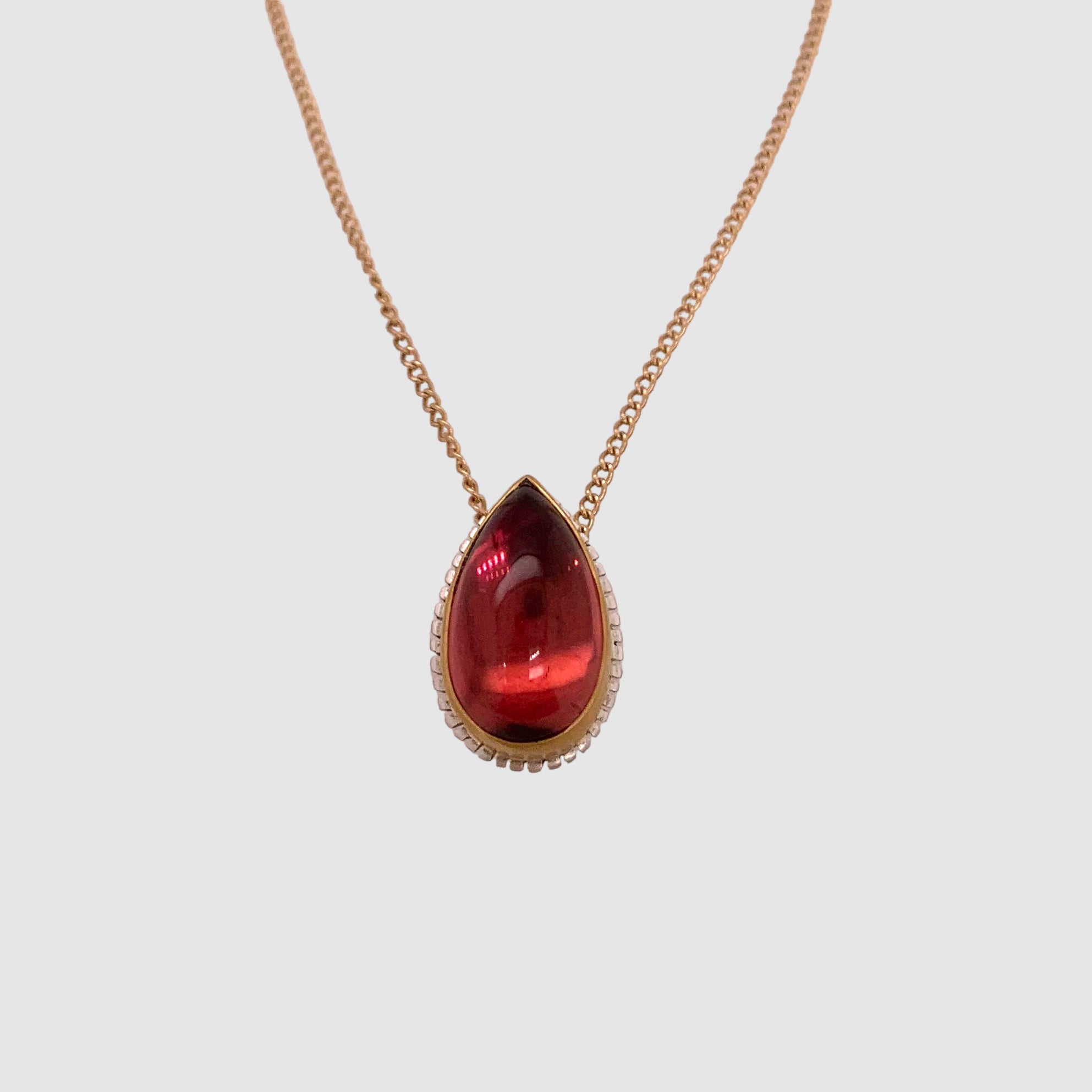 HEIRLOOM DROP PENDANT // NECKLACE // TOURMALINE