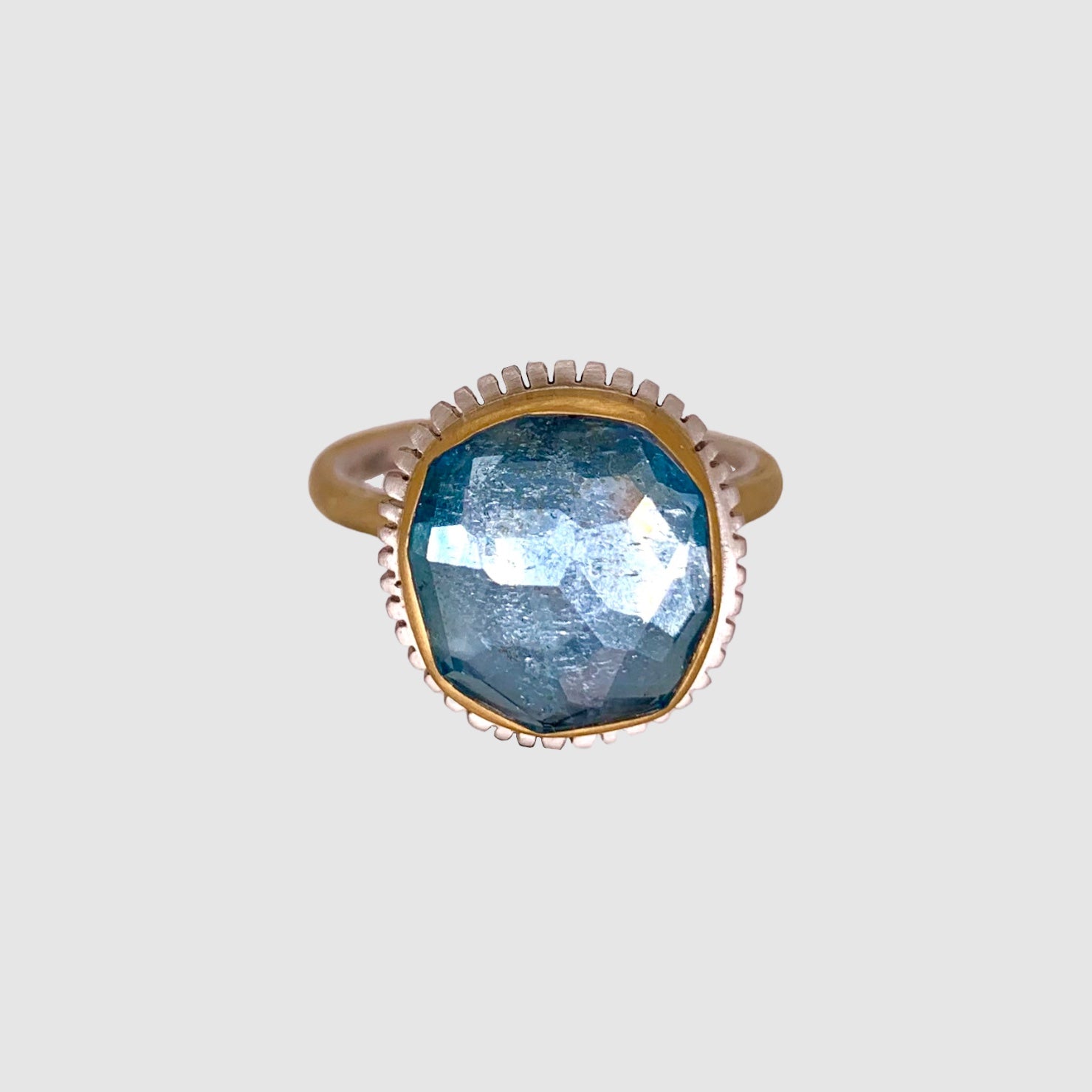 HEIRLOOM RING // ELIZABETH  I // BLUE AQUAMARINE