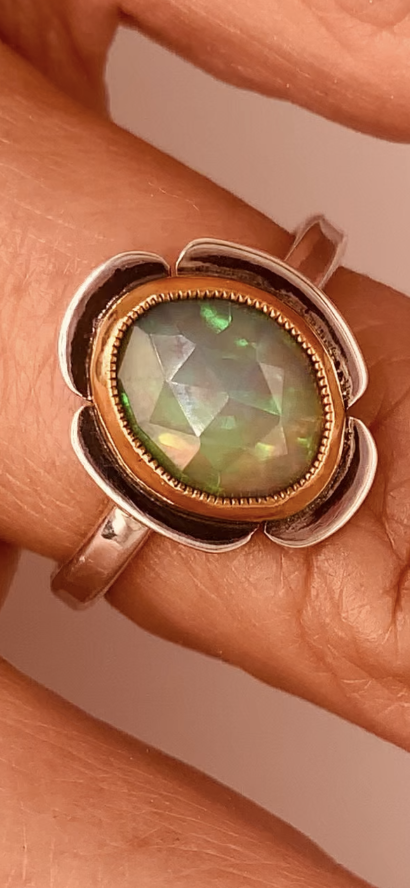 HEIRLOOM RING // FLOWER // OPAL