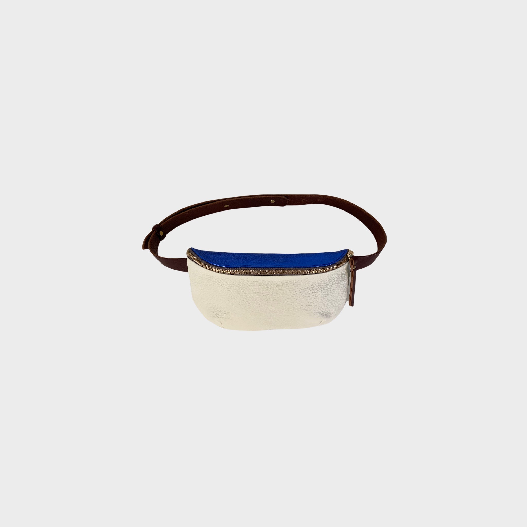 TUCKER BELT BAG // WHITE ELECTRIC BLUE