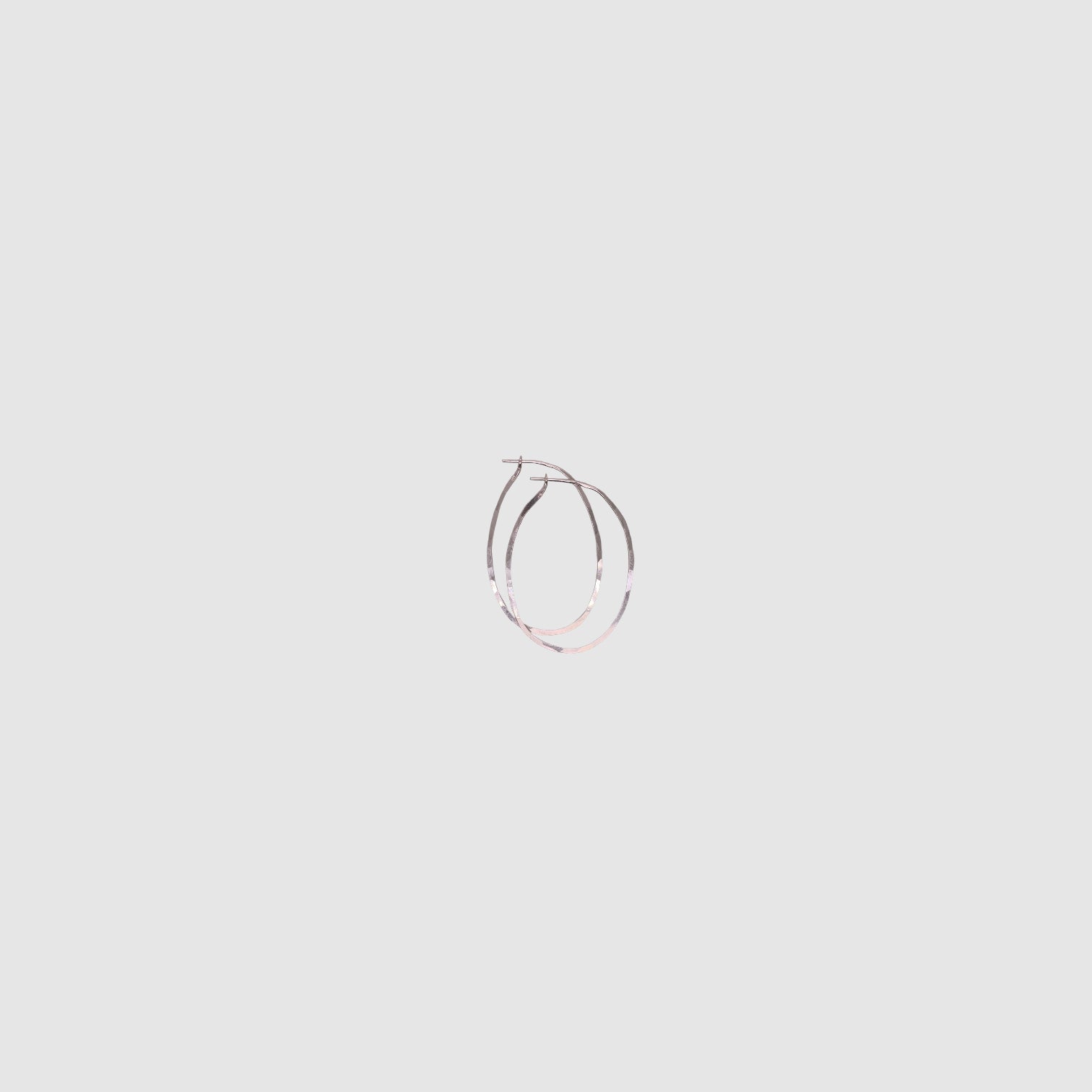 HOOPS // SMALL // OVAL // SILVER