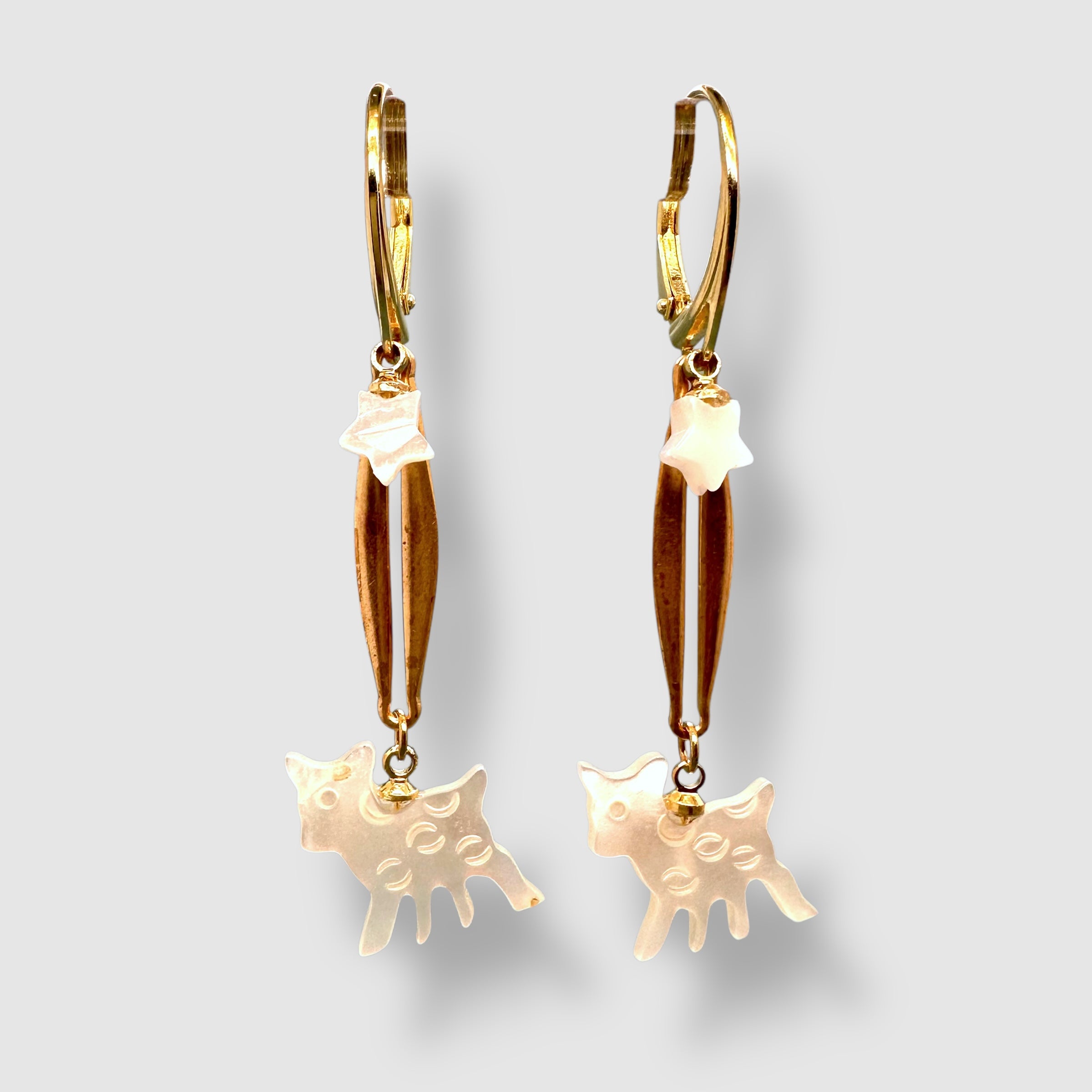 POESIA DEL MAR // EARRINGS // MOTHER OF PEARL // STAR // DEER