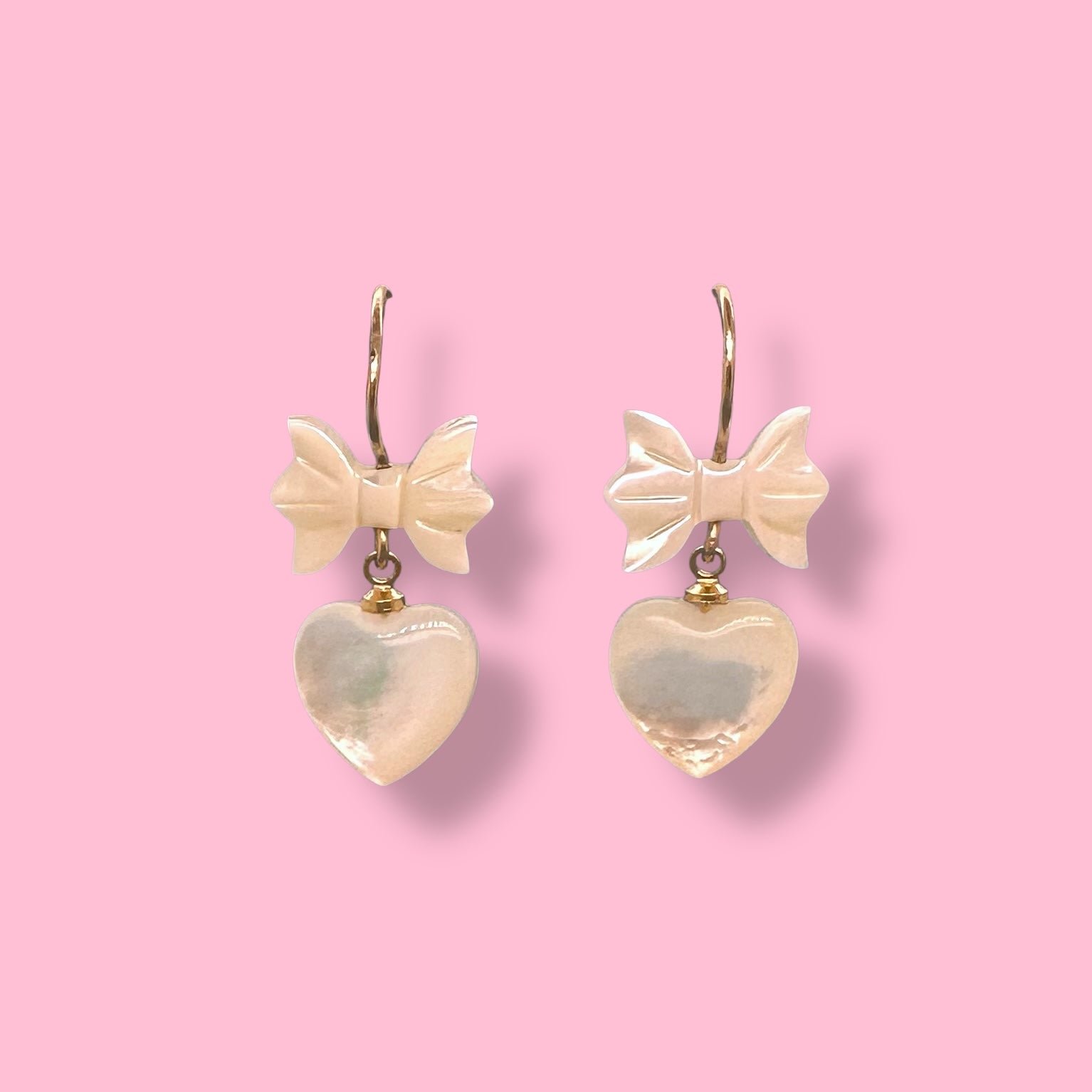 FRESH POESIA DEL MAR // EARRINGS // MOTHER OF PEARL // BOW // HEART