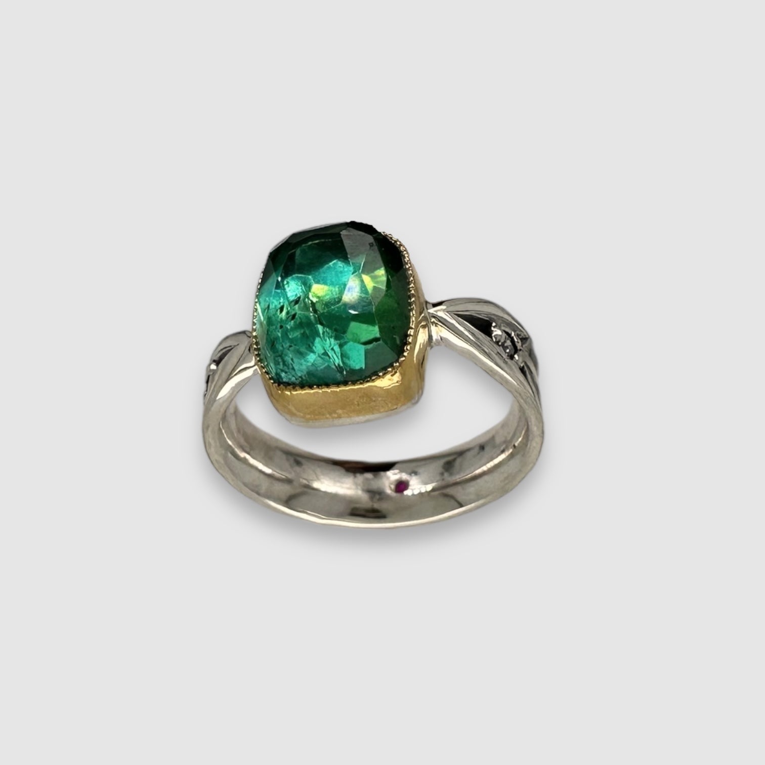 ARROW RING // BRIGHT GREEN TOURMALINE