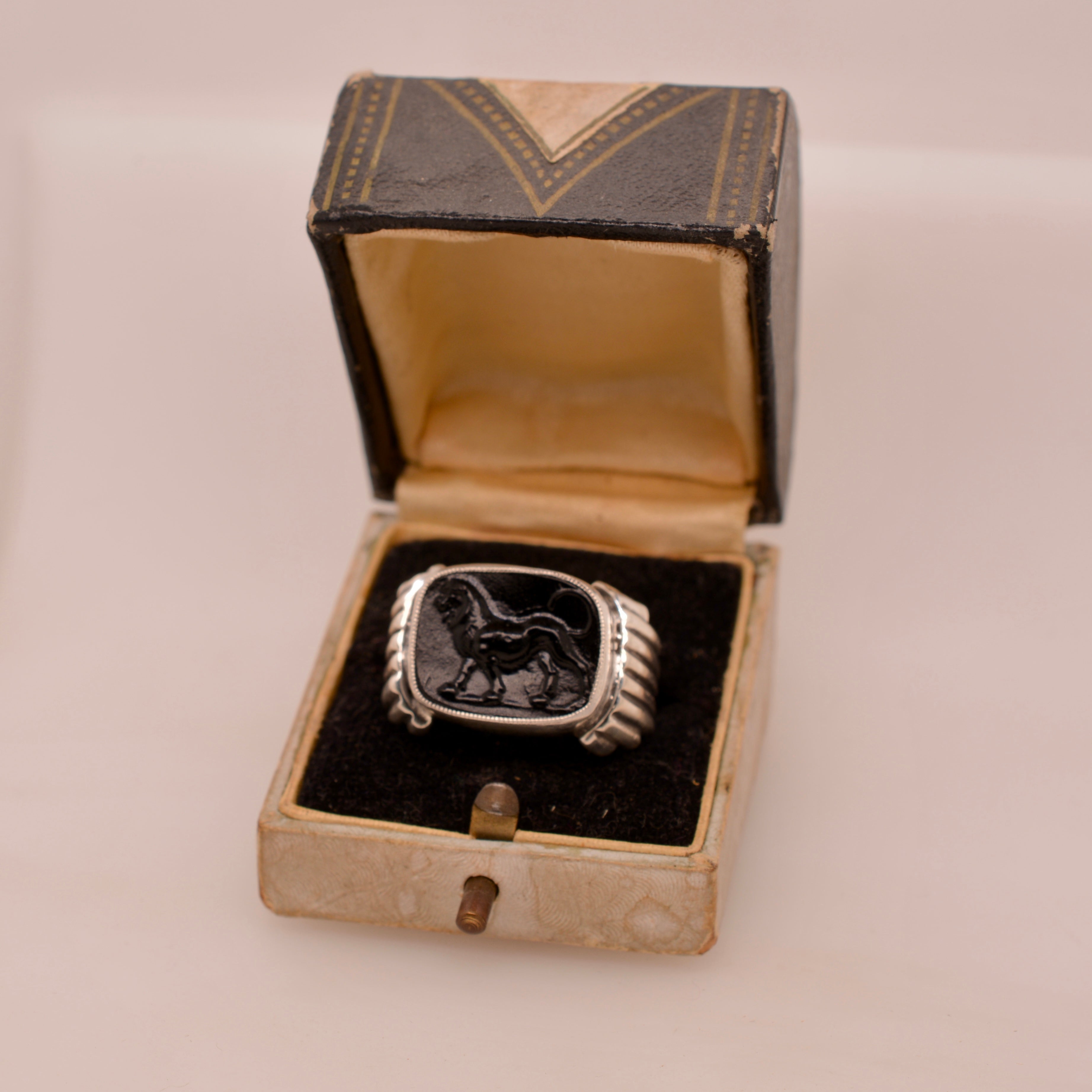 LION RING // BLACK INTAGLIO