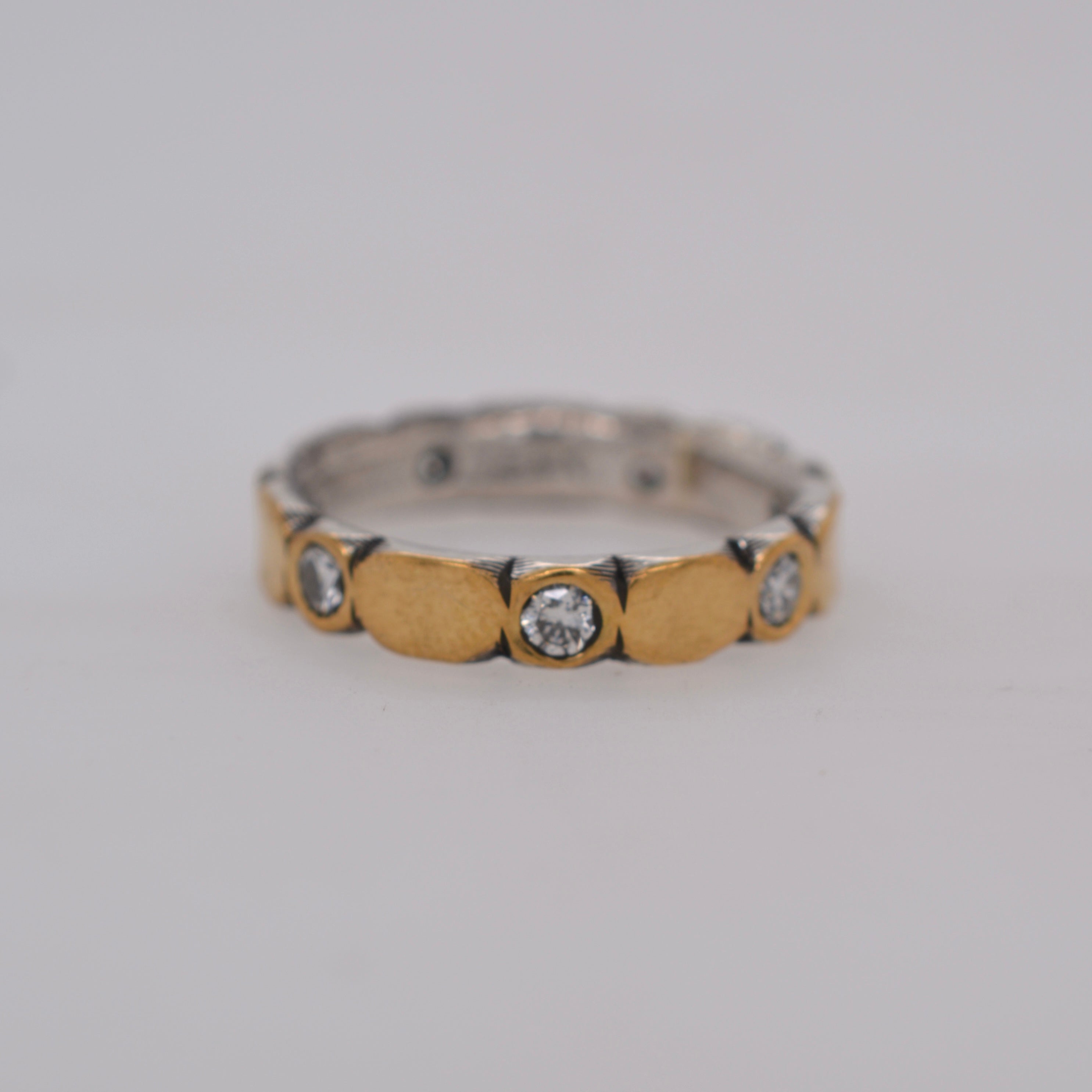 ENGRAVED BAND // RECYCLED DIAMONDS