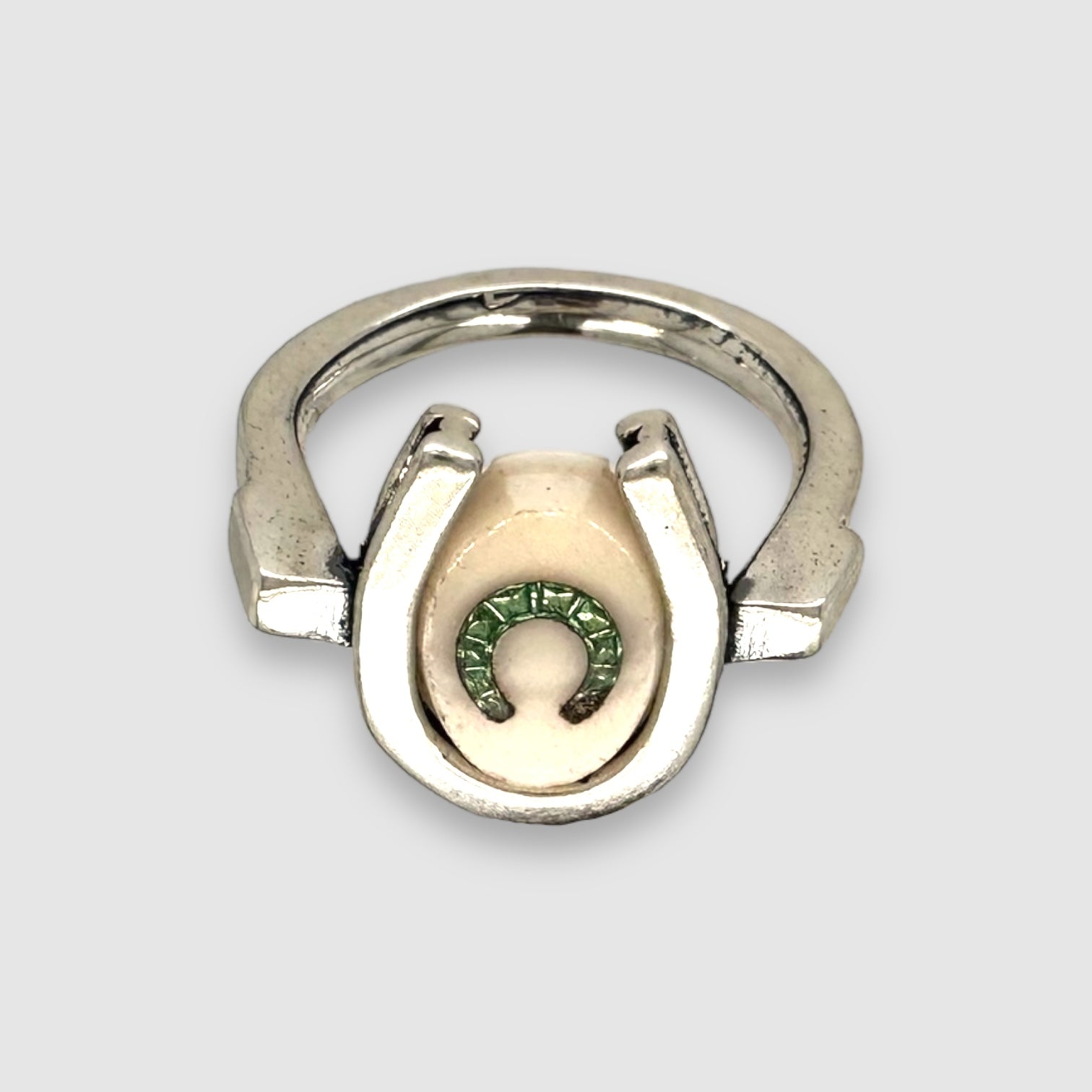 TRIPLE LUCK // SILVER RING // WHITE GREEN INTAGLIO