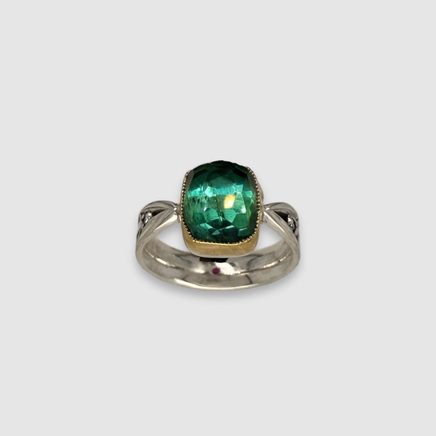 ARROW RING // BRIGHT GREEN TOURMALINE