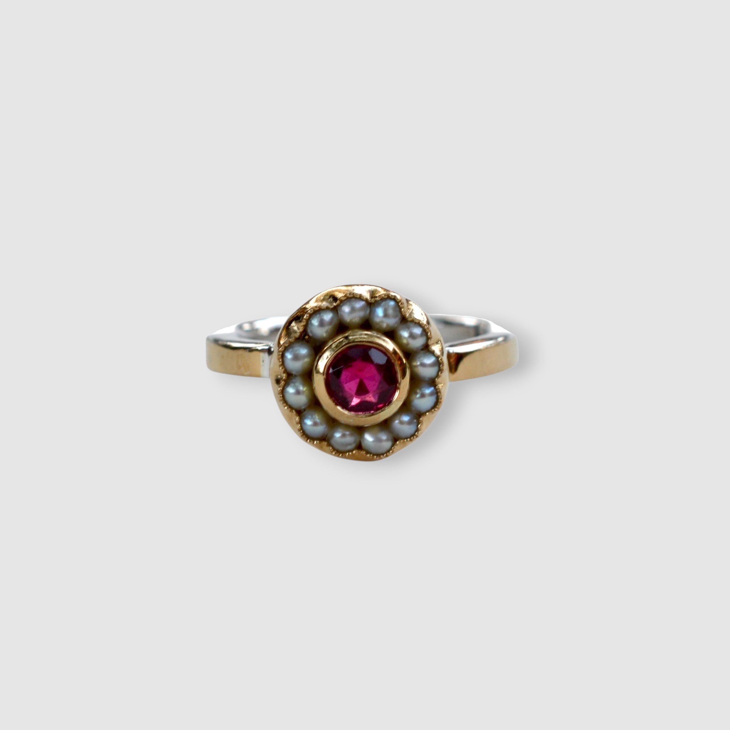 HEIRLOOM RING // SEED PEARLS // RUBY